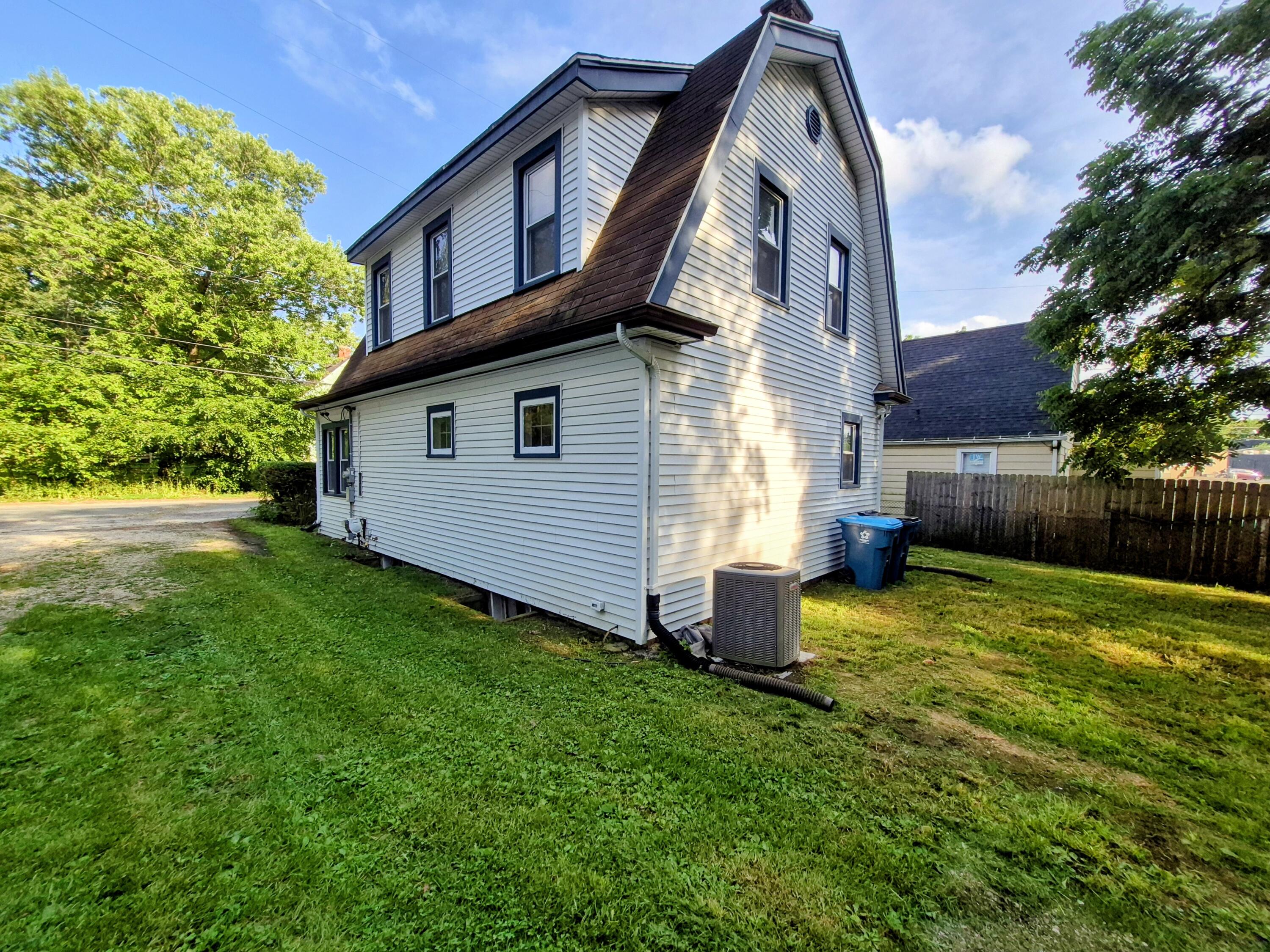 1211 Wayside Road Kalamazoo MI 49048