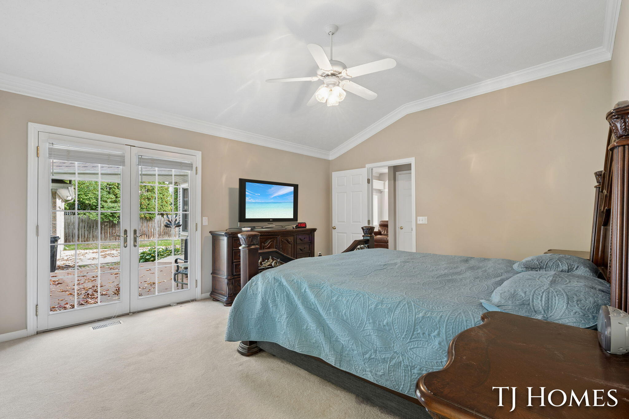 985 Thornwyk Drive NW Grand Rapids MI 49534