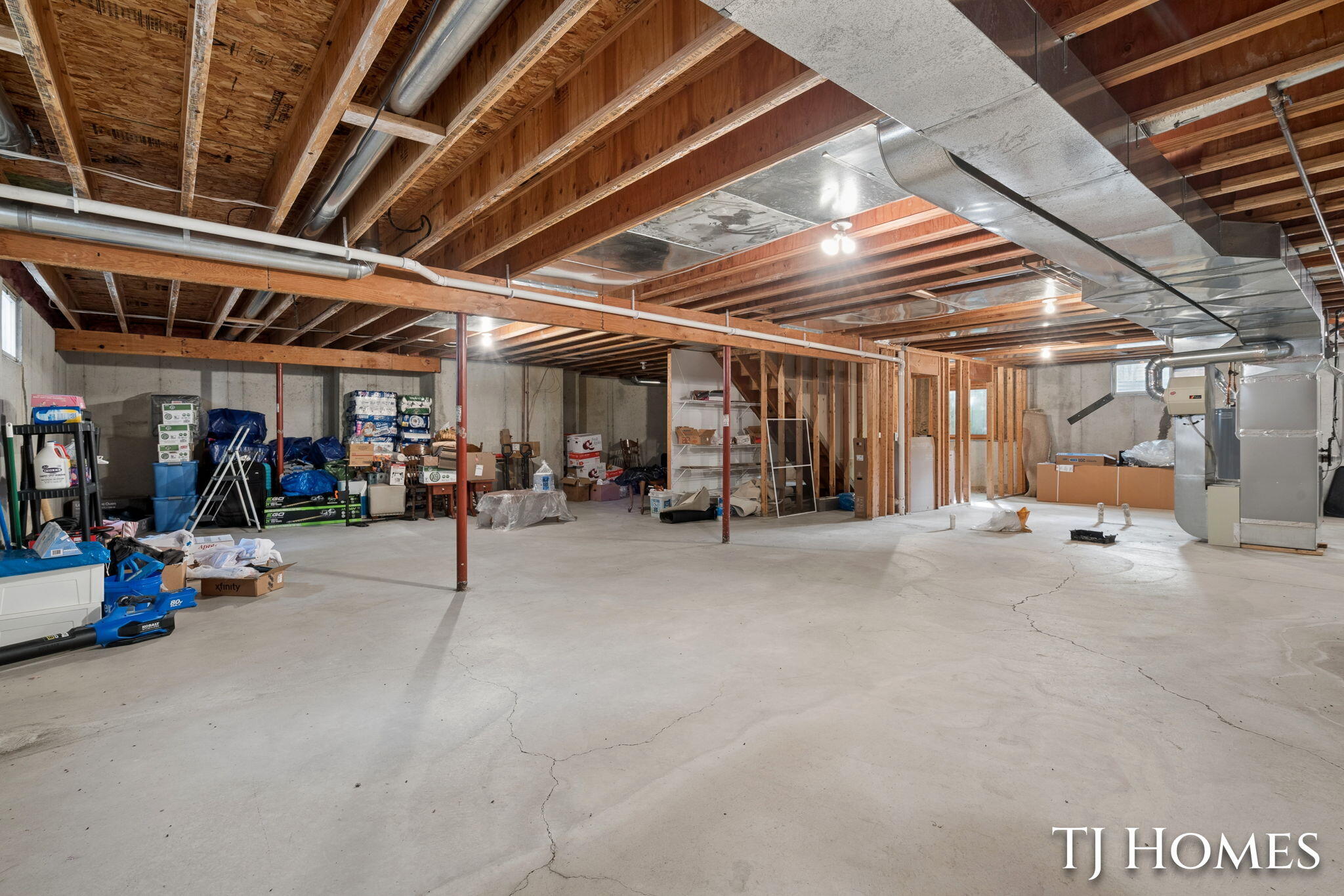 985 Thornwyk Drive NW Grand Rapids MI 49534