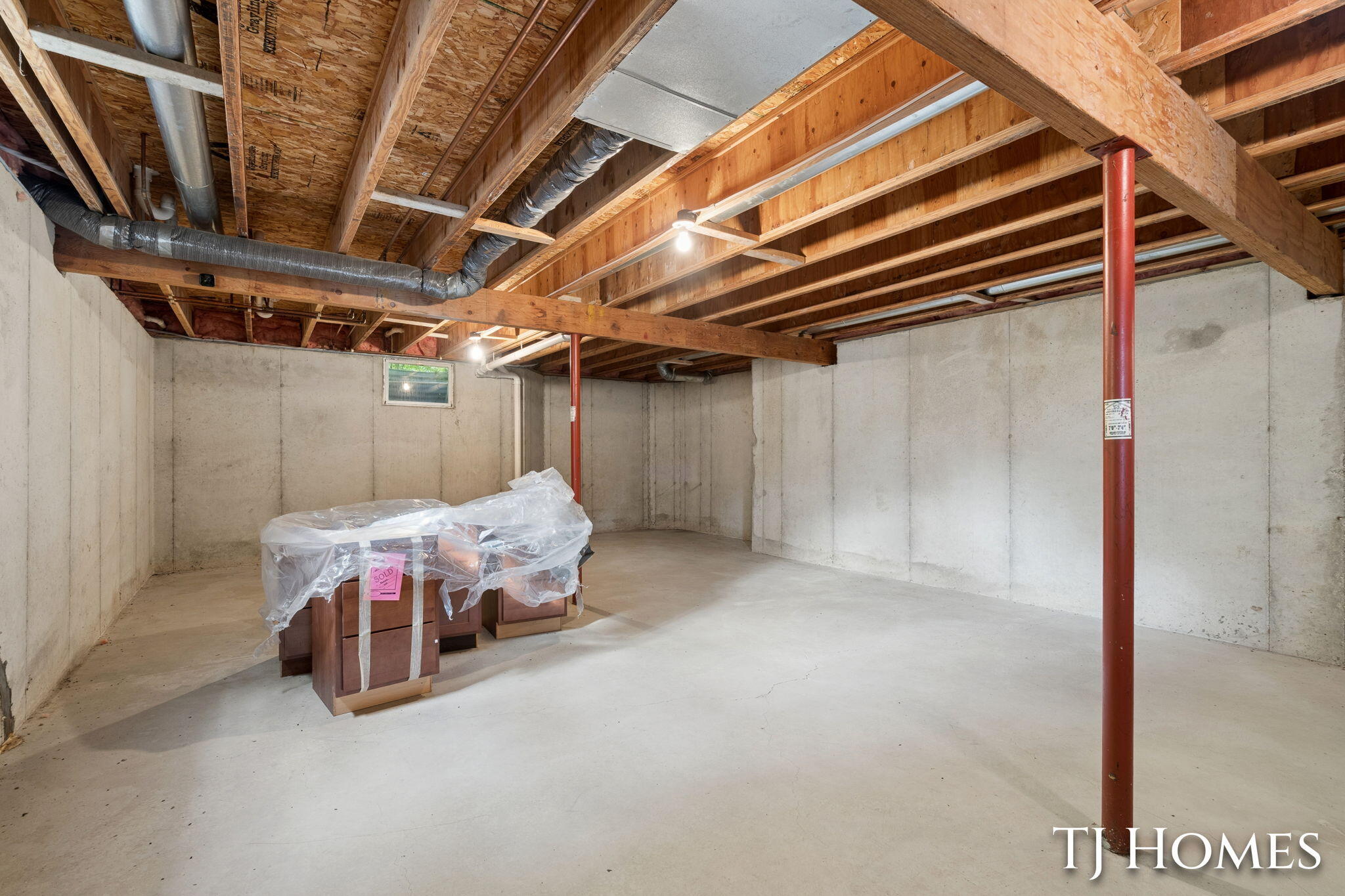 985 Thornwyk Drive NW Grand Rapids MI 49534