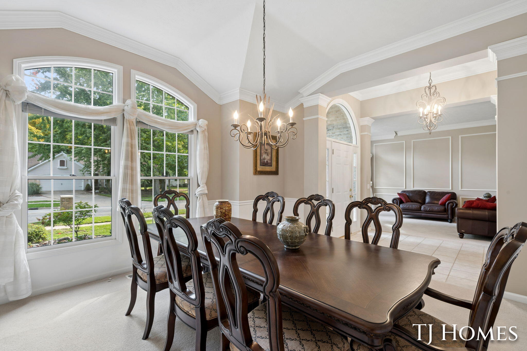 985 Thornwyk Drive NW Grand Rapids MI 49534