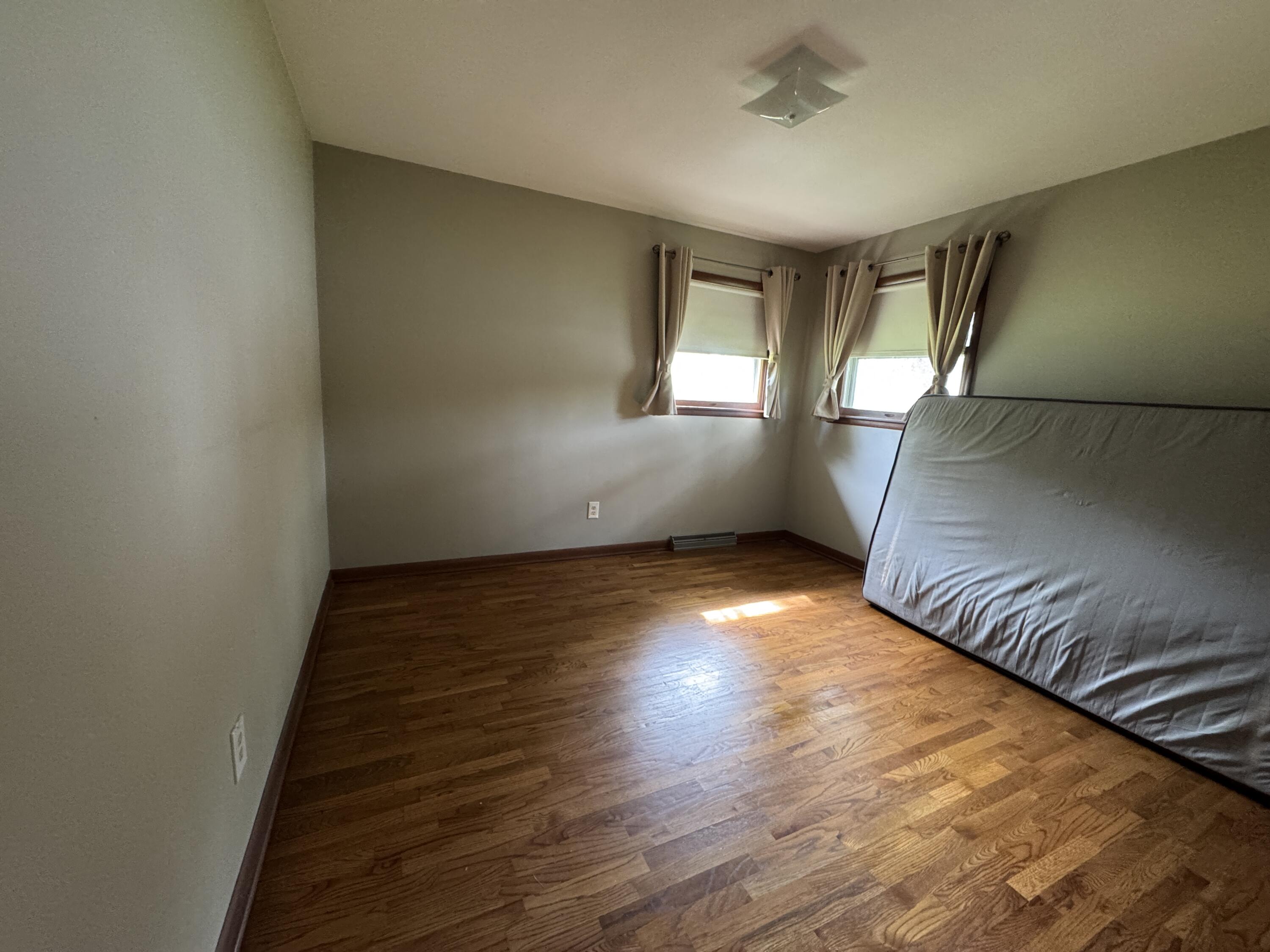 5634 W Hiawatha Lane Stevensville MI 49127
