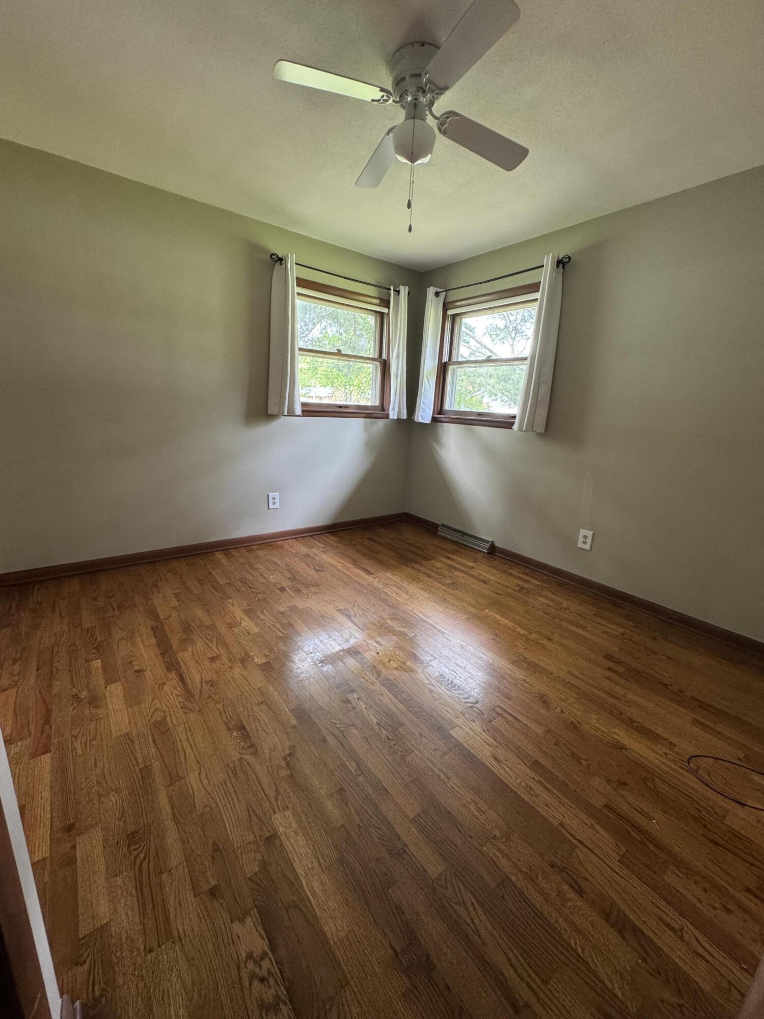 5634 W Hiawatha Lane Stevensville MI 49127