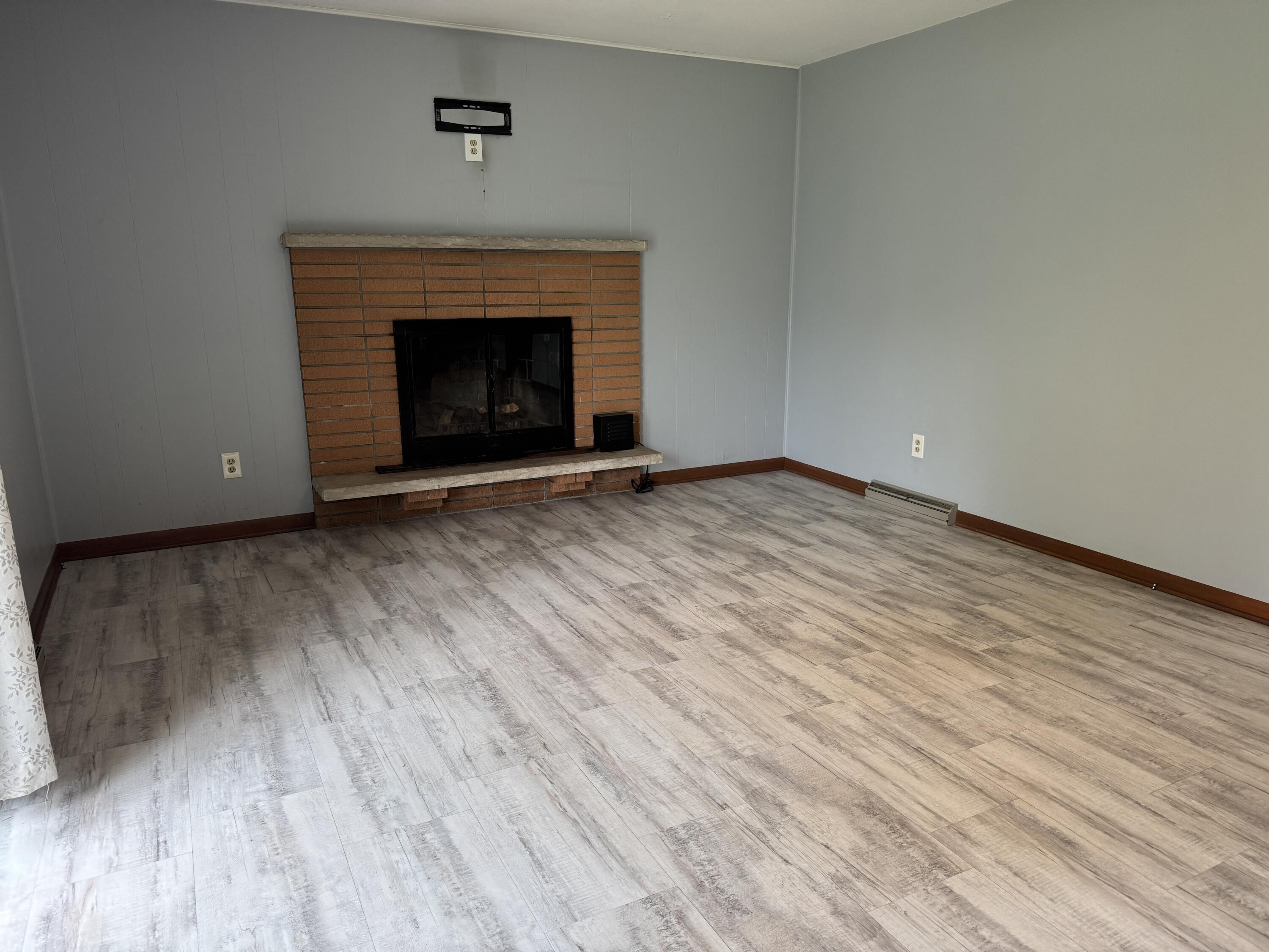5634 W Hiawatha Lane Stevensville MI 49127