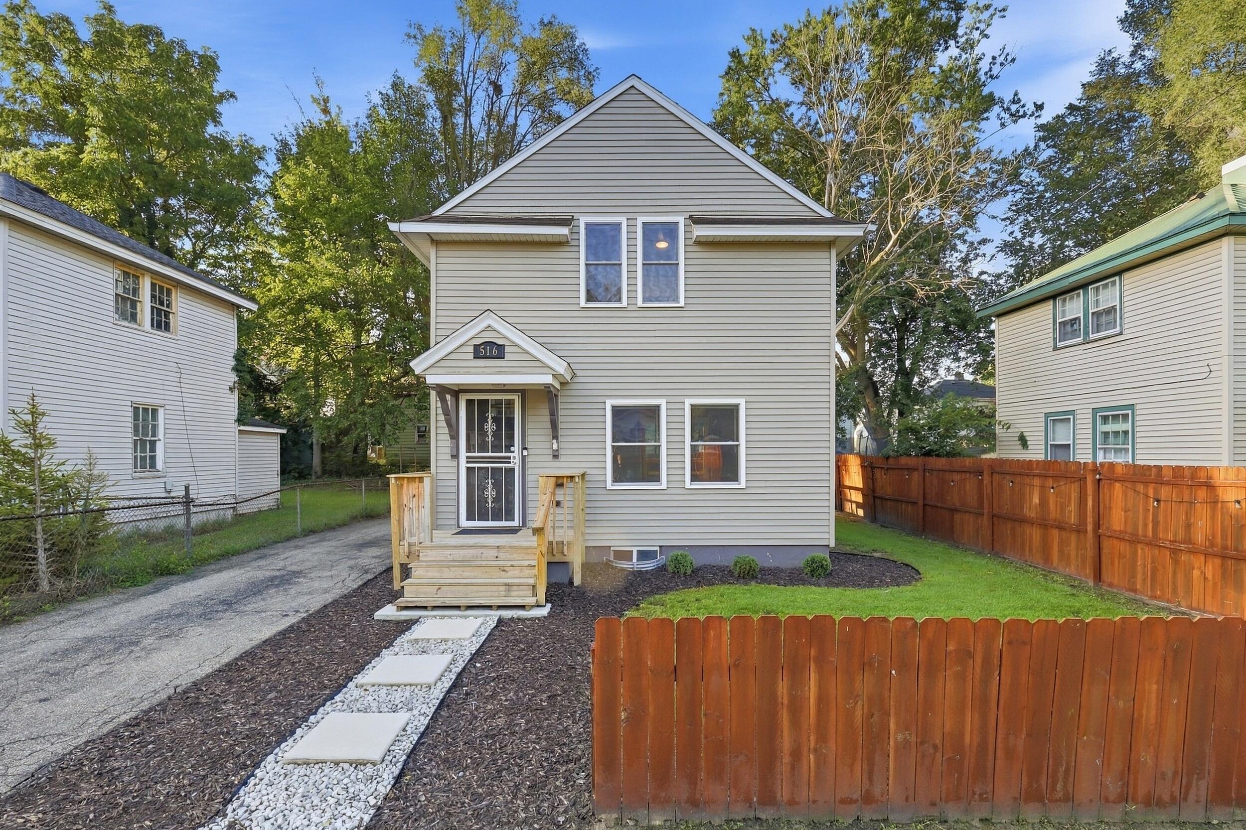 516 Lay Boulevard Kalamazoo MI 49001