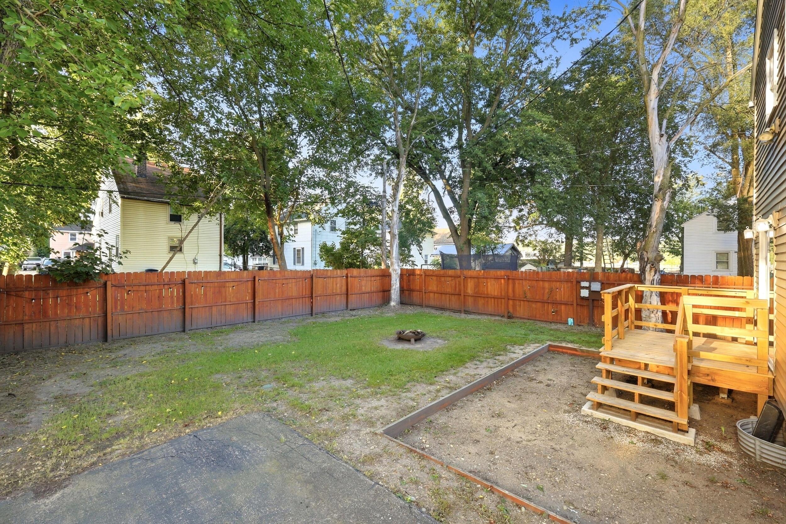 516 Lay Boulevard Kalamazoo MI 49001
