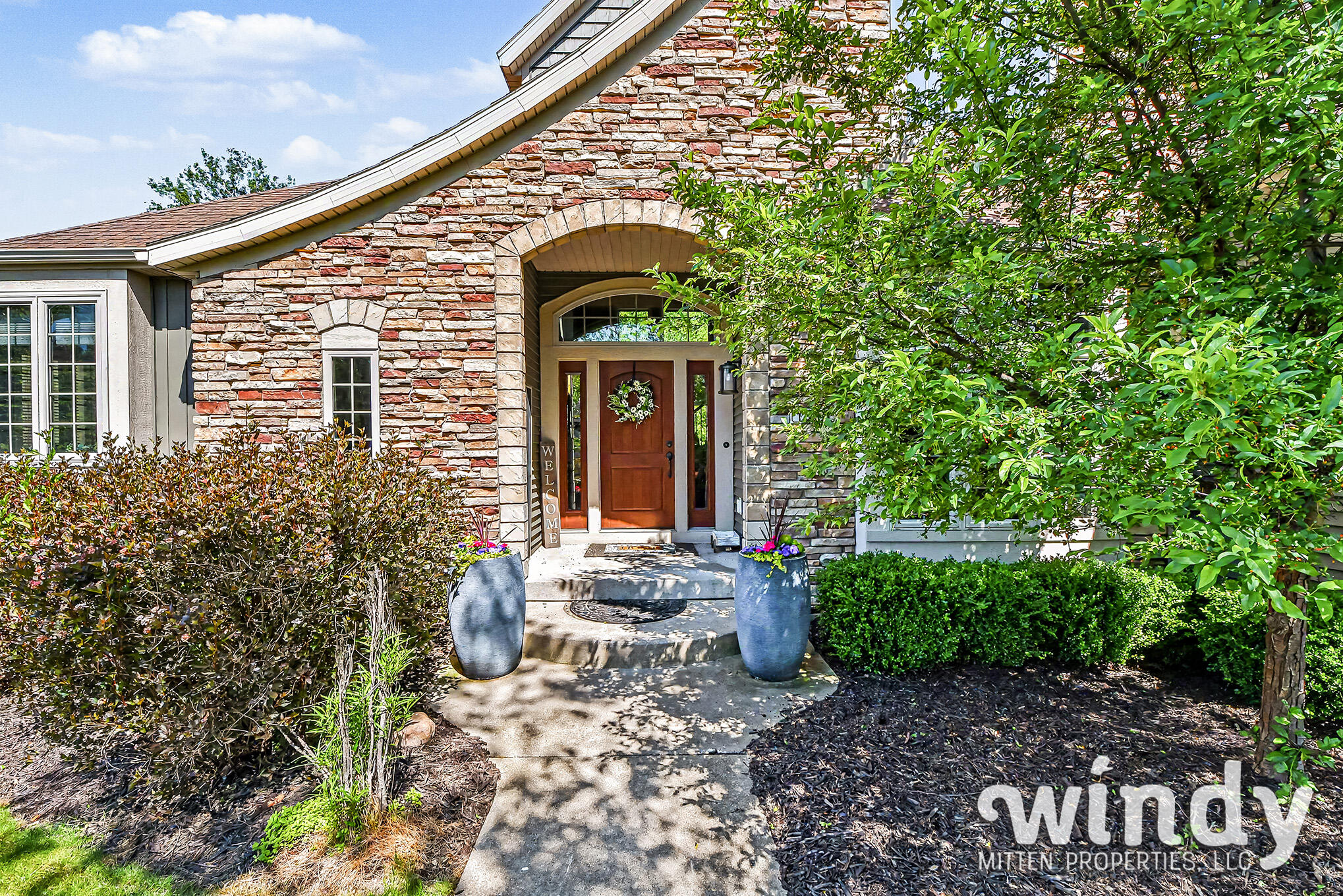 1330 Glen Ellyn Drive SE Grand Rapids MI 49546