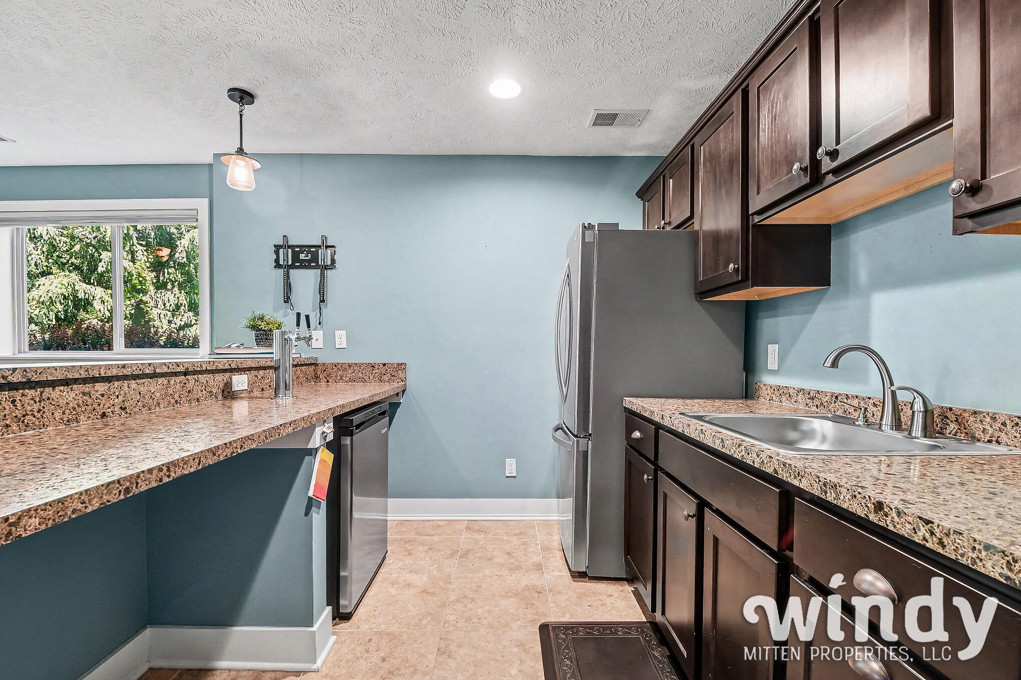 1330 Glen Ellyn Drive SE Grand Rapids MI 49546