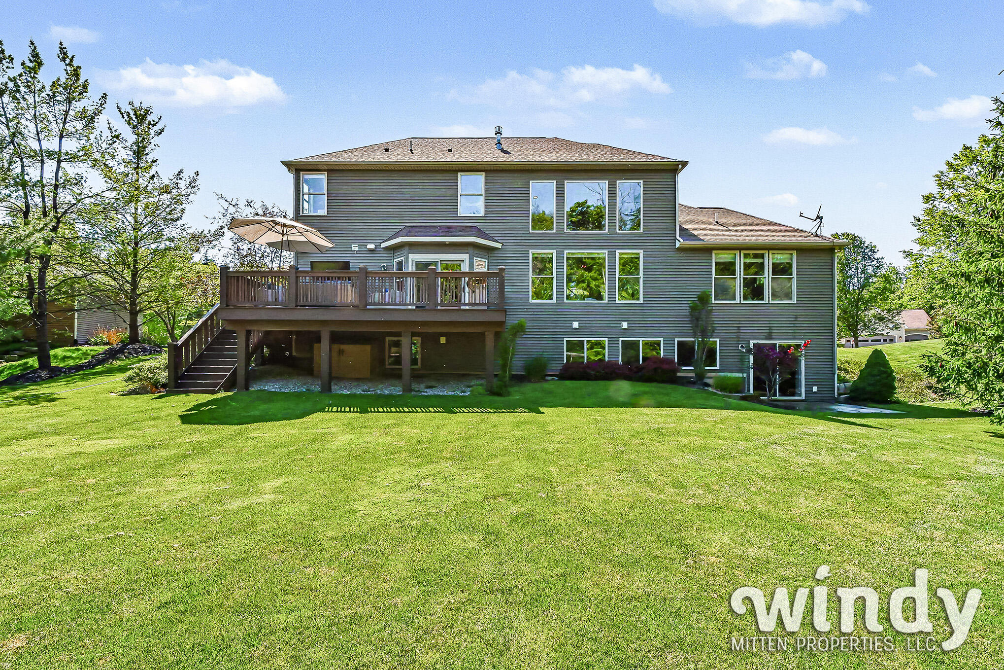 1330 Glen Ellyn Drive SE Grand Rapids MI 49546