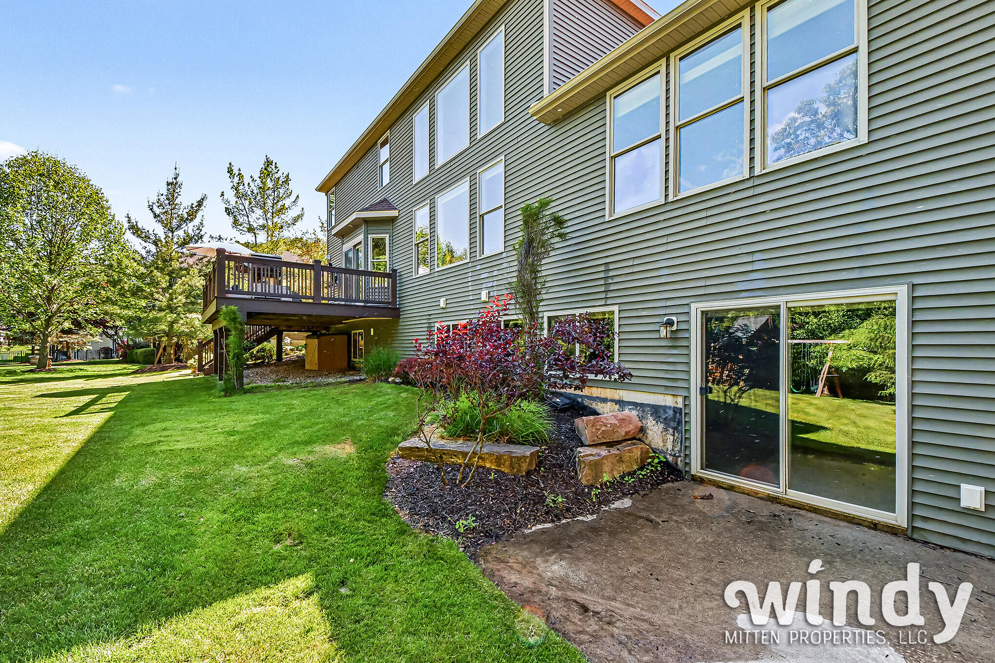 1330 Glen Ellyn Drive SE Grand Rapids MI 49546