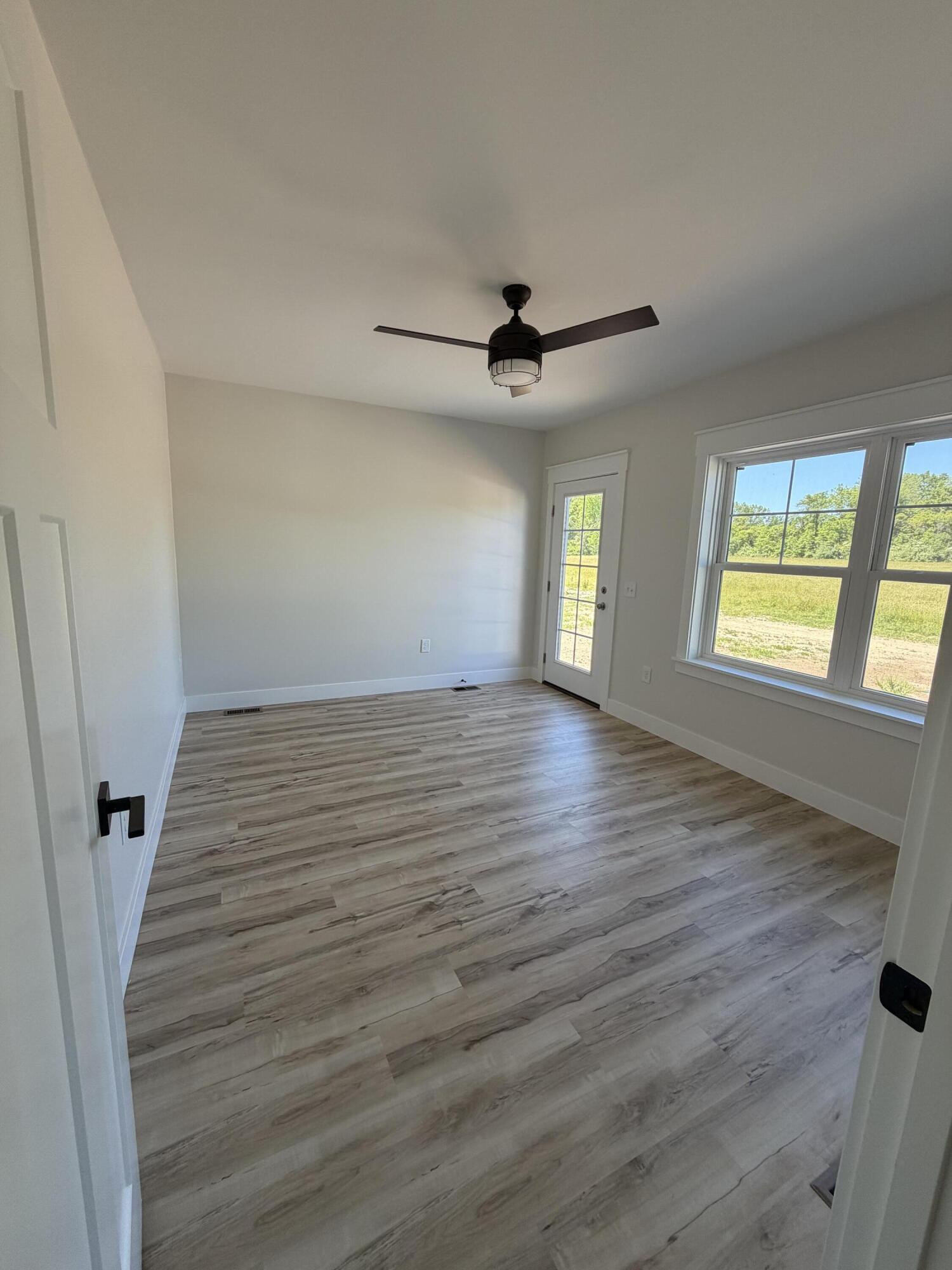 2670 Settlers Creek Road Fennville MI 49408