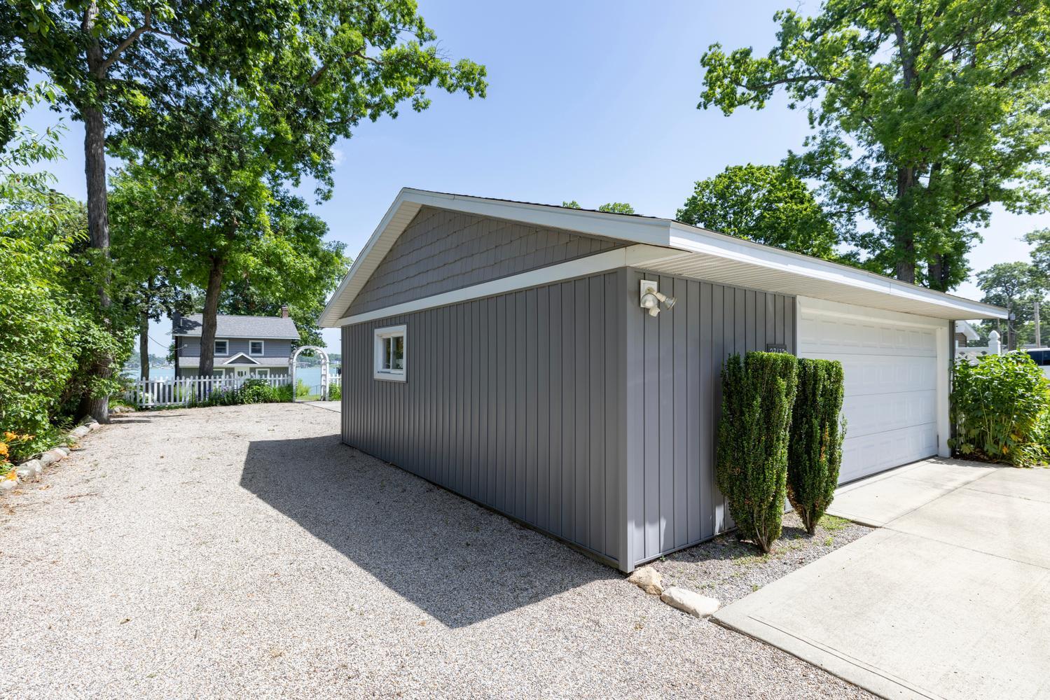 23612 S Shore Drive Edwardsburg MI 49112