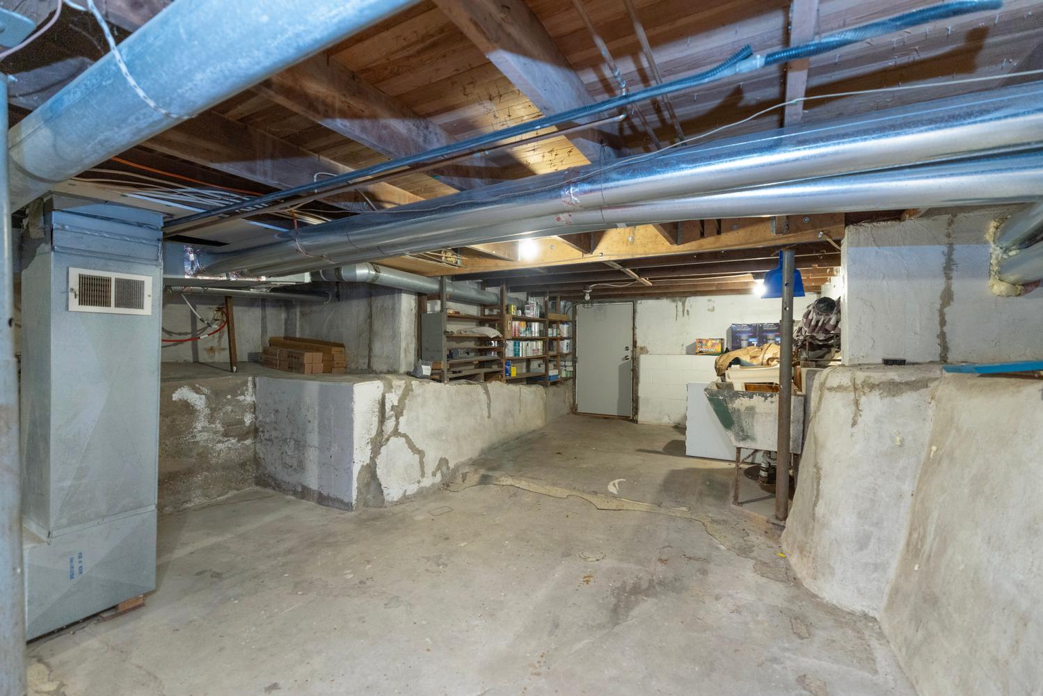 23612 S Shore Drive Edwardsburg MI 49112