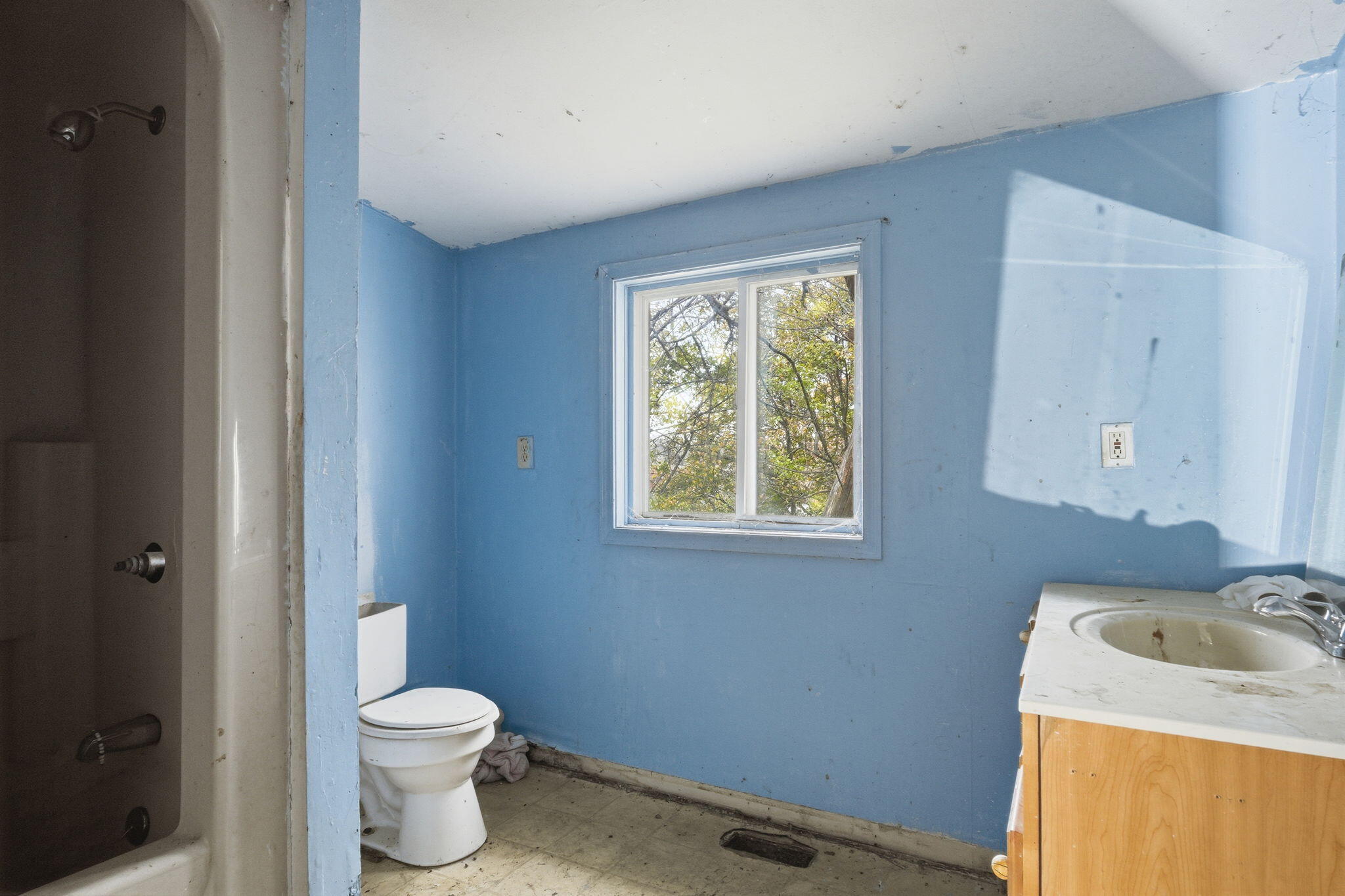 877 Oakland Avenue SW Grand Rapids MI 49503