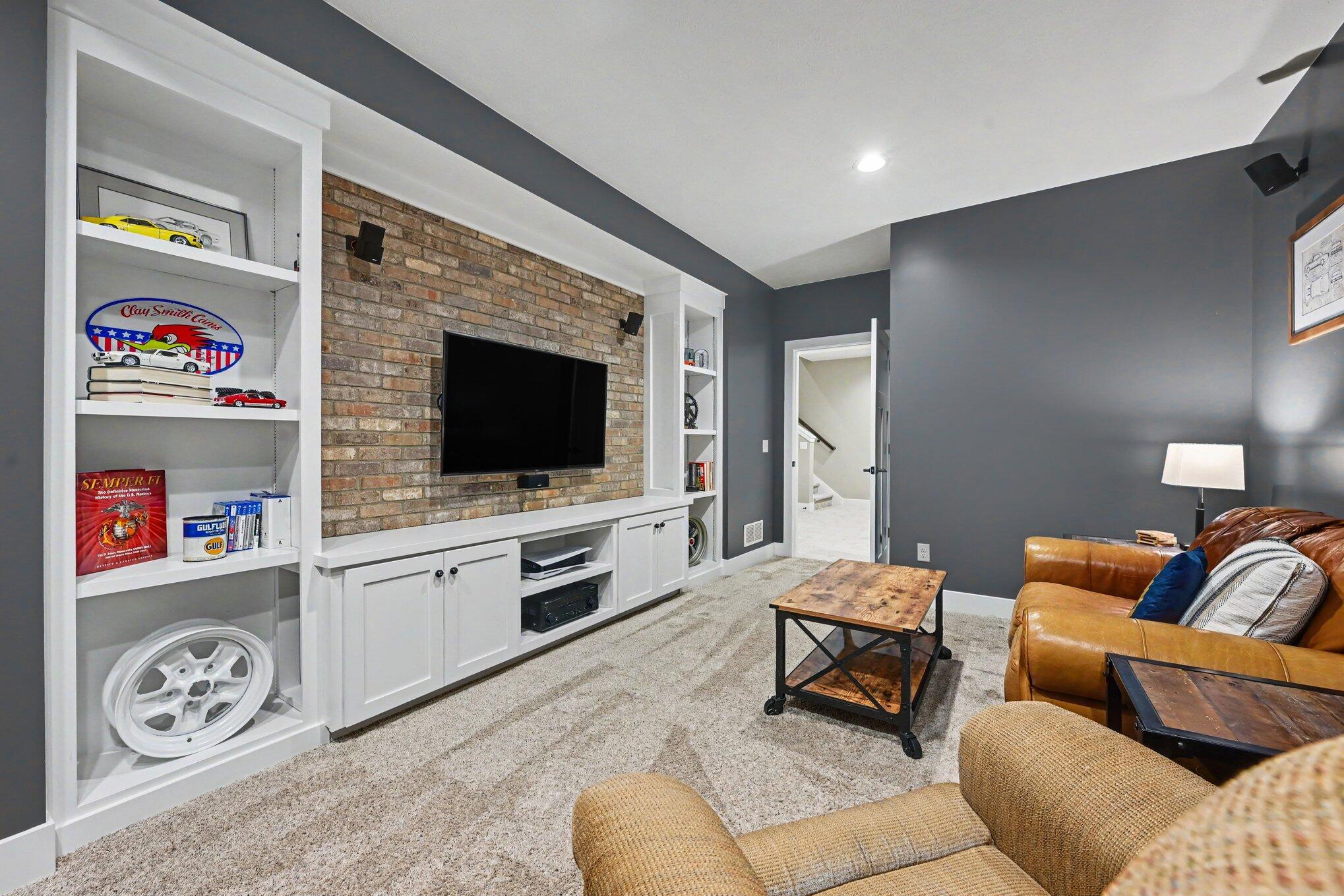 1897 Toscana Street Kalamazoo MI 49009
