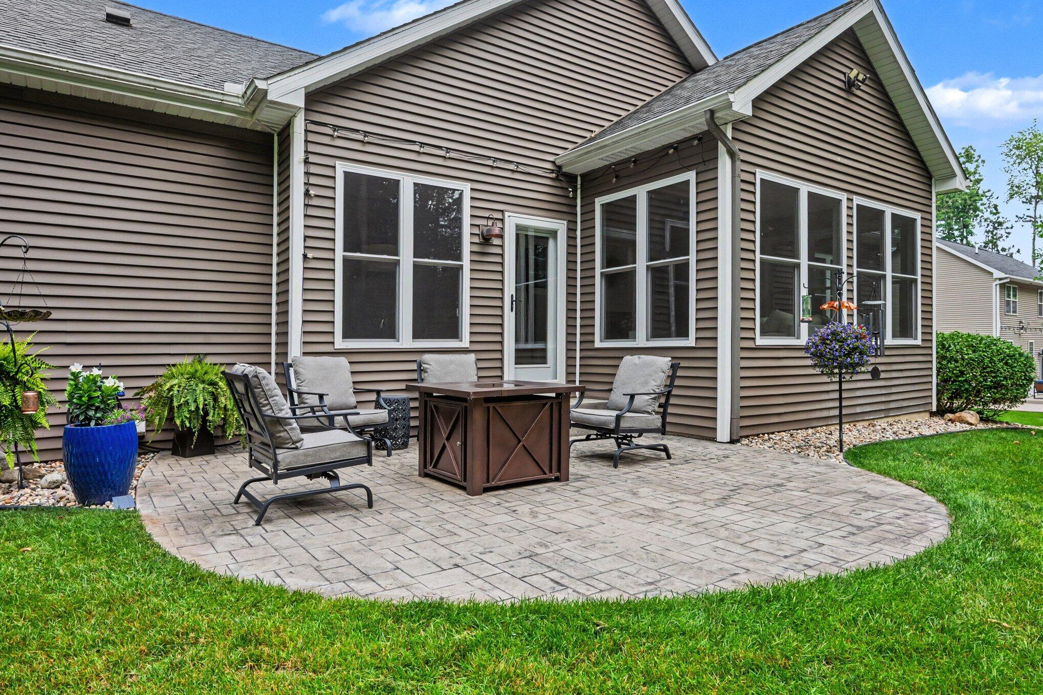 1897 Toscana Street Kalamazoo MI 49009