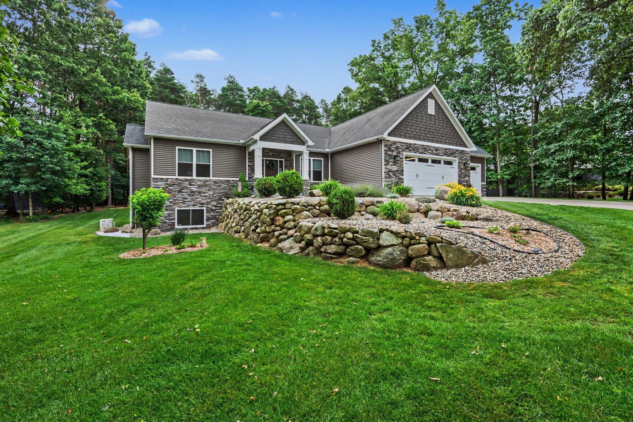 1897 Toscana Street Kalamazoo MI 49009