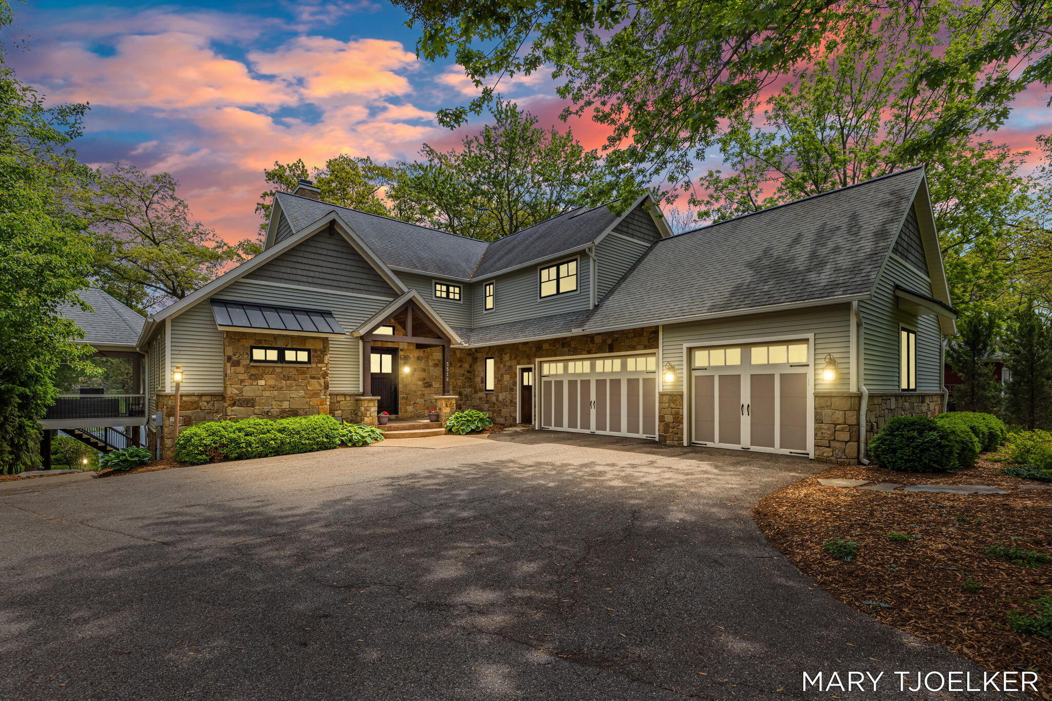 3516 Goodwood Drive SE Grand Rapids MI 49546