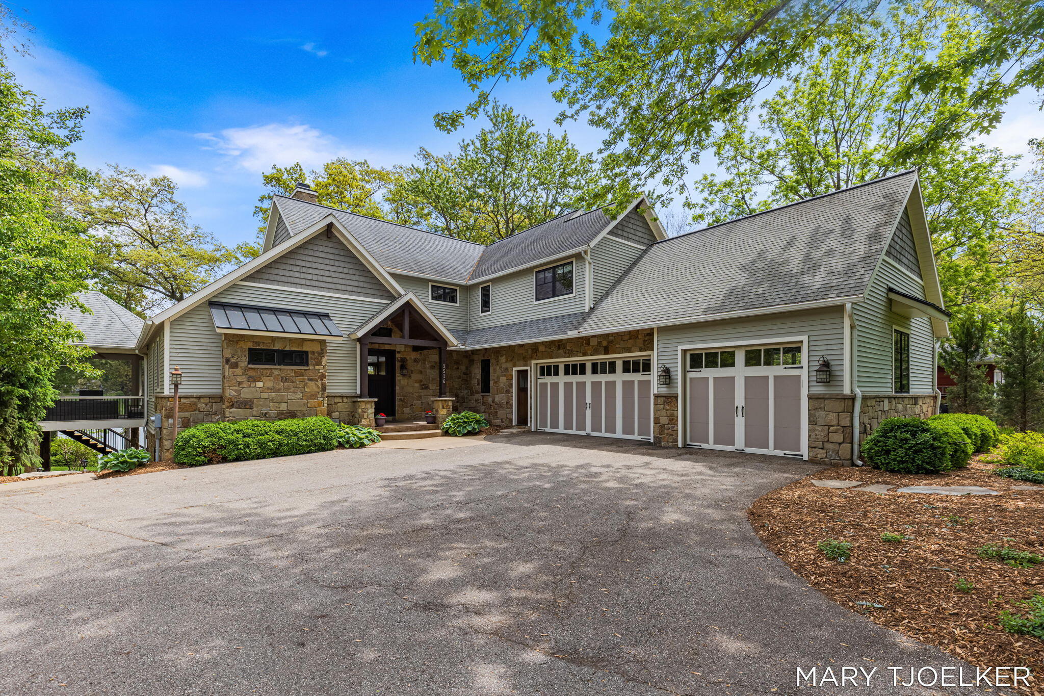 3516 Goodwood Drive SE Grand Rapids MI 49546