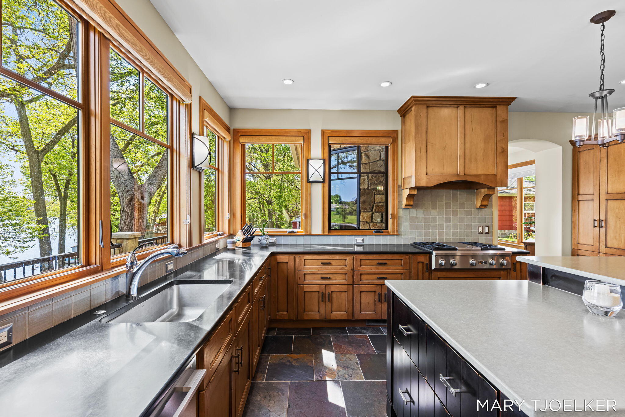 3516 Goodwood Drive SE Grand Rapids MI 49546