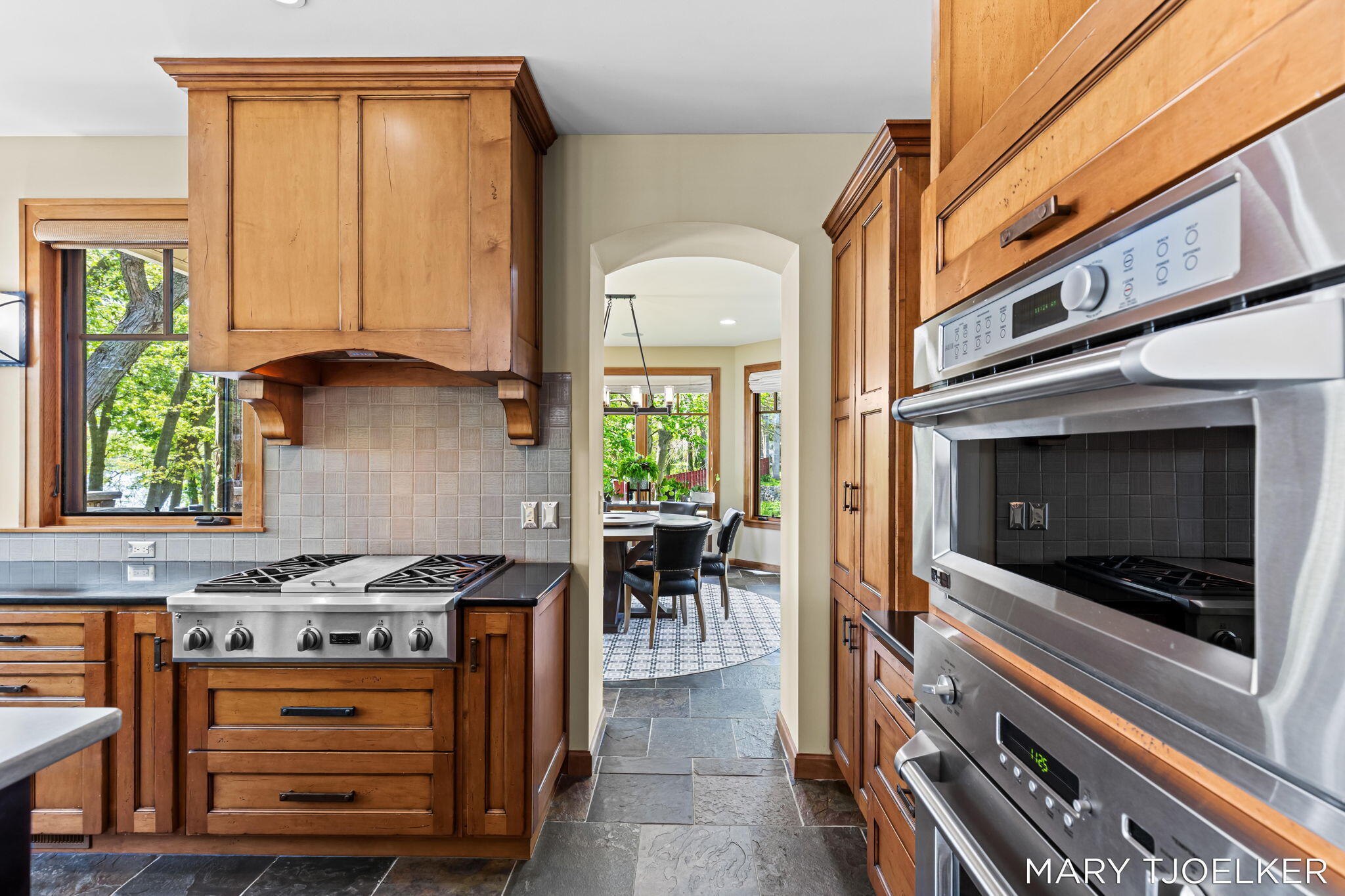 3516 Goodwood Drive SE Grand Rapids MI 49546