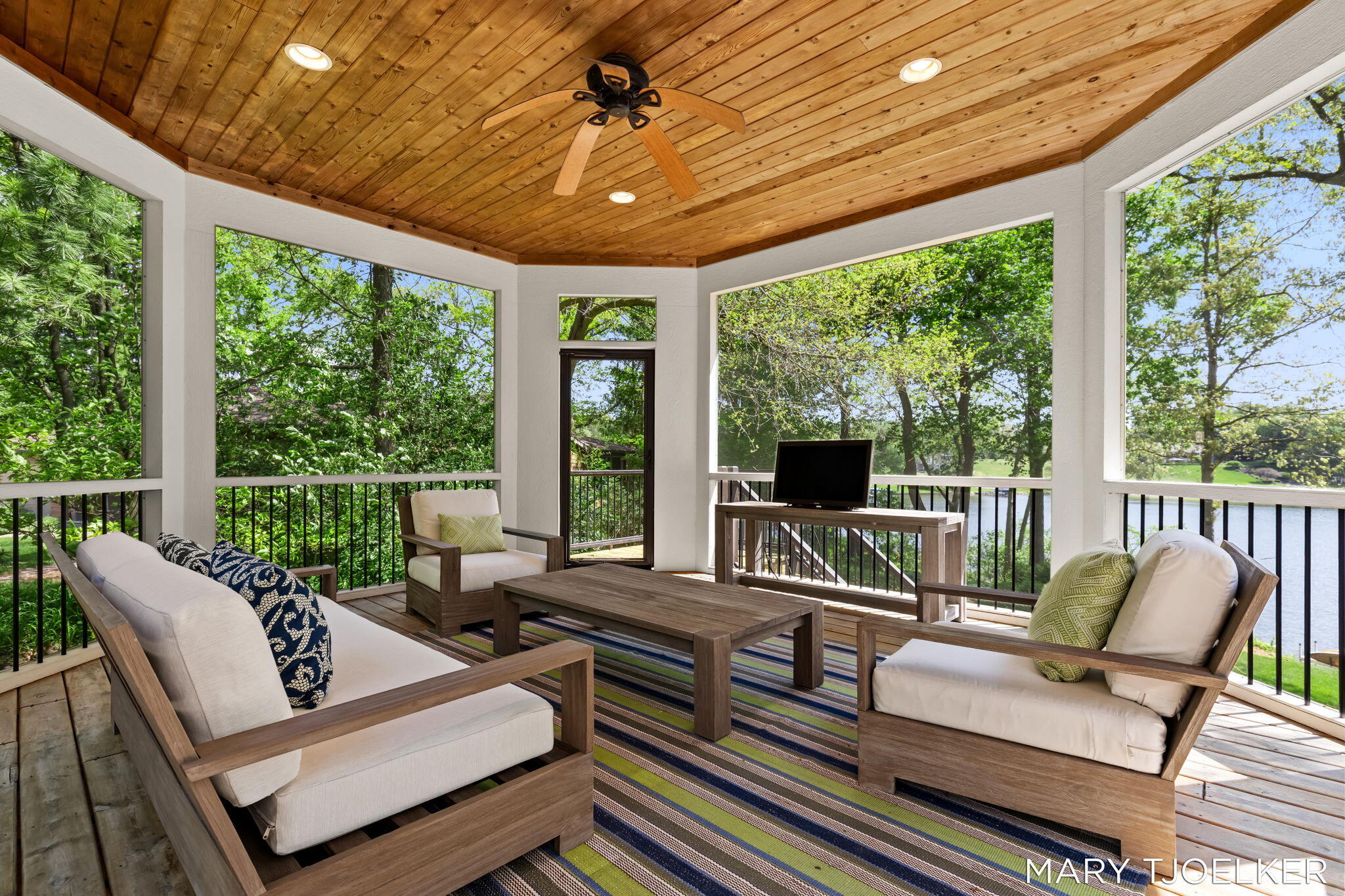 3516 Goodwood Drive SE Grand Rapids MI 49546