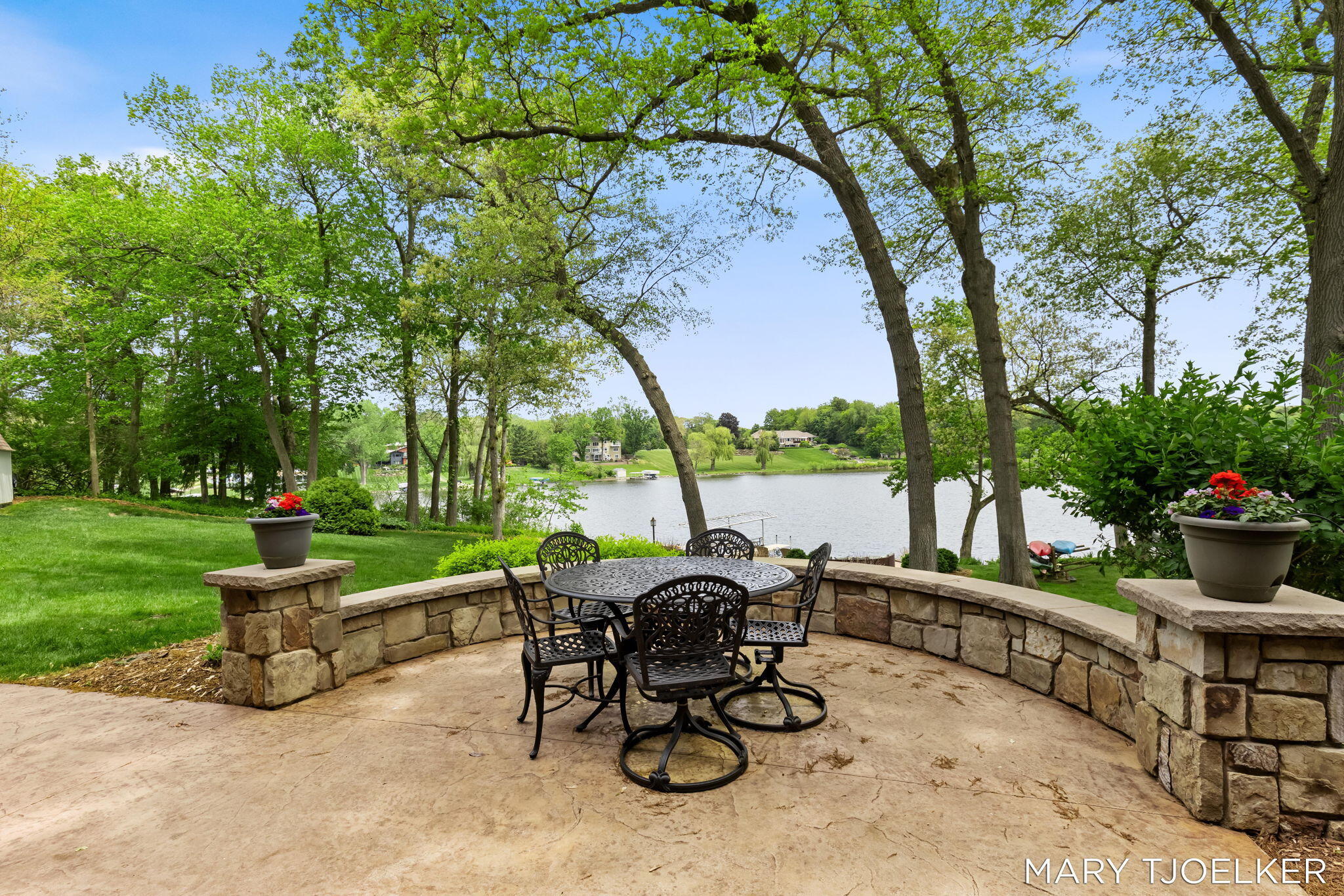 3516 Goodwood Drive SE Grand Rapids MI 49546