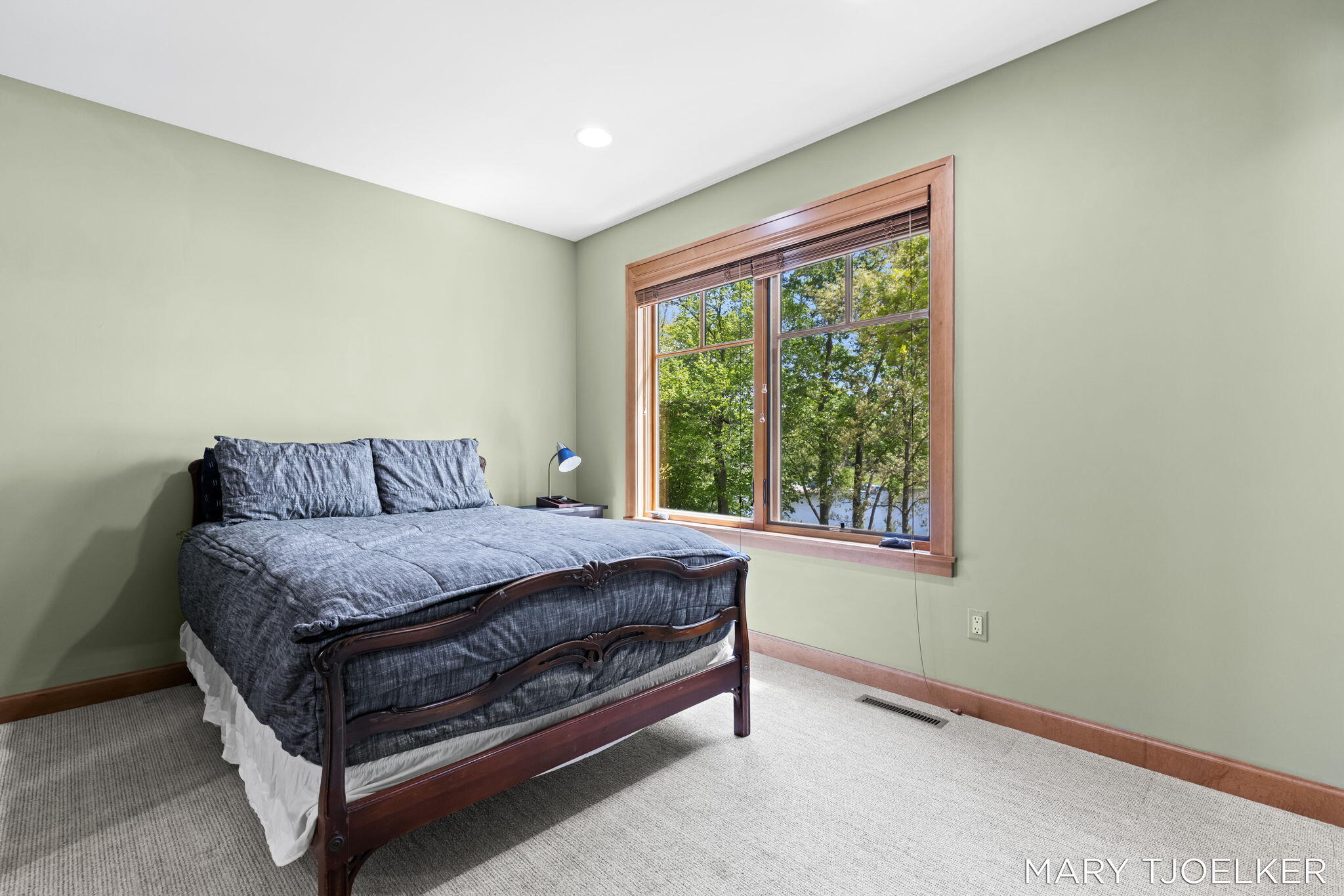 3516 Goodwood Drive SE Grand Rapids MI 49546