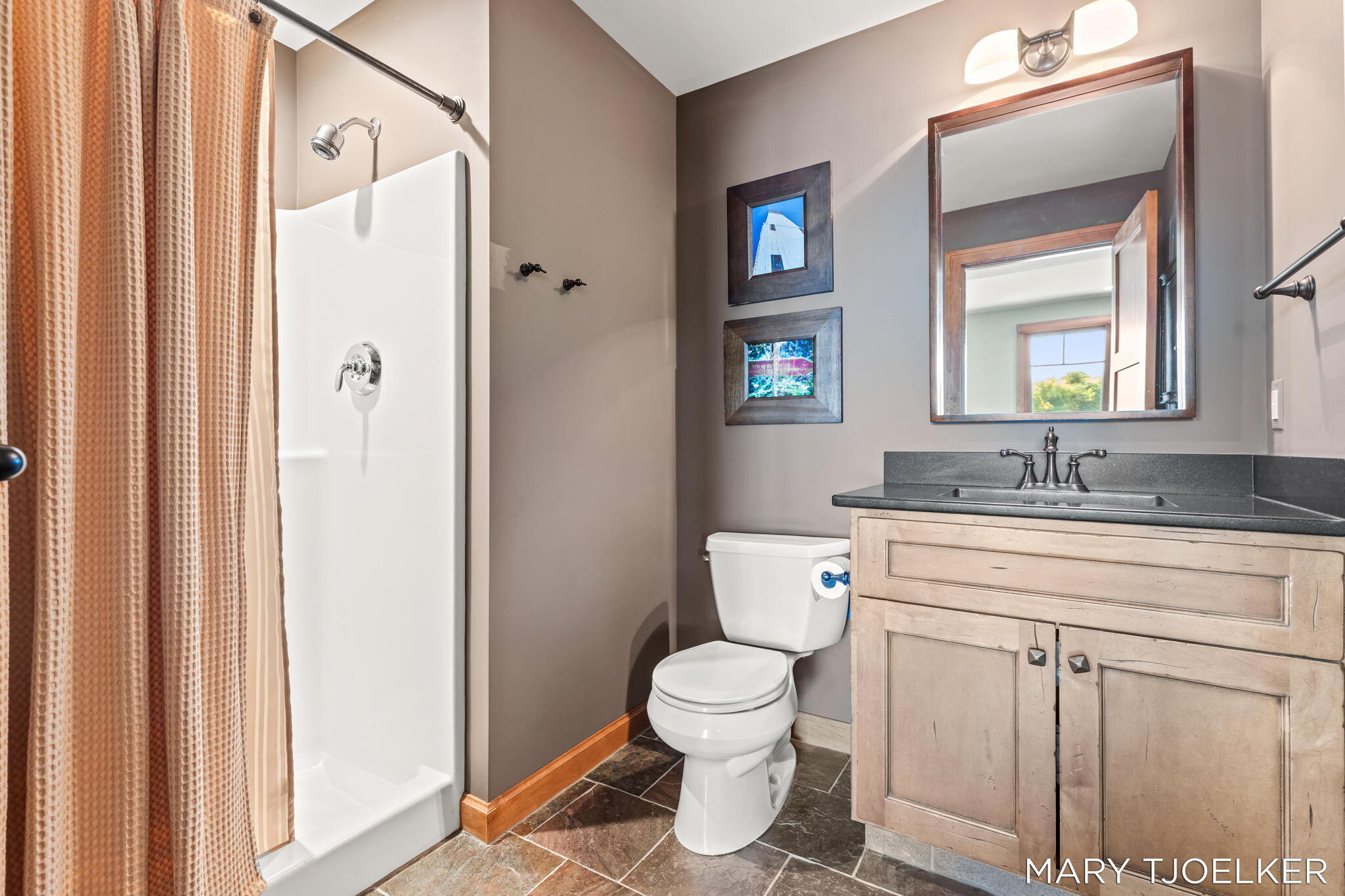 3516 Goodwood Drive SE Grand Rapids MI 49546