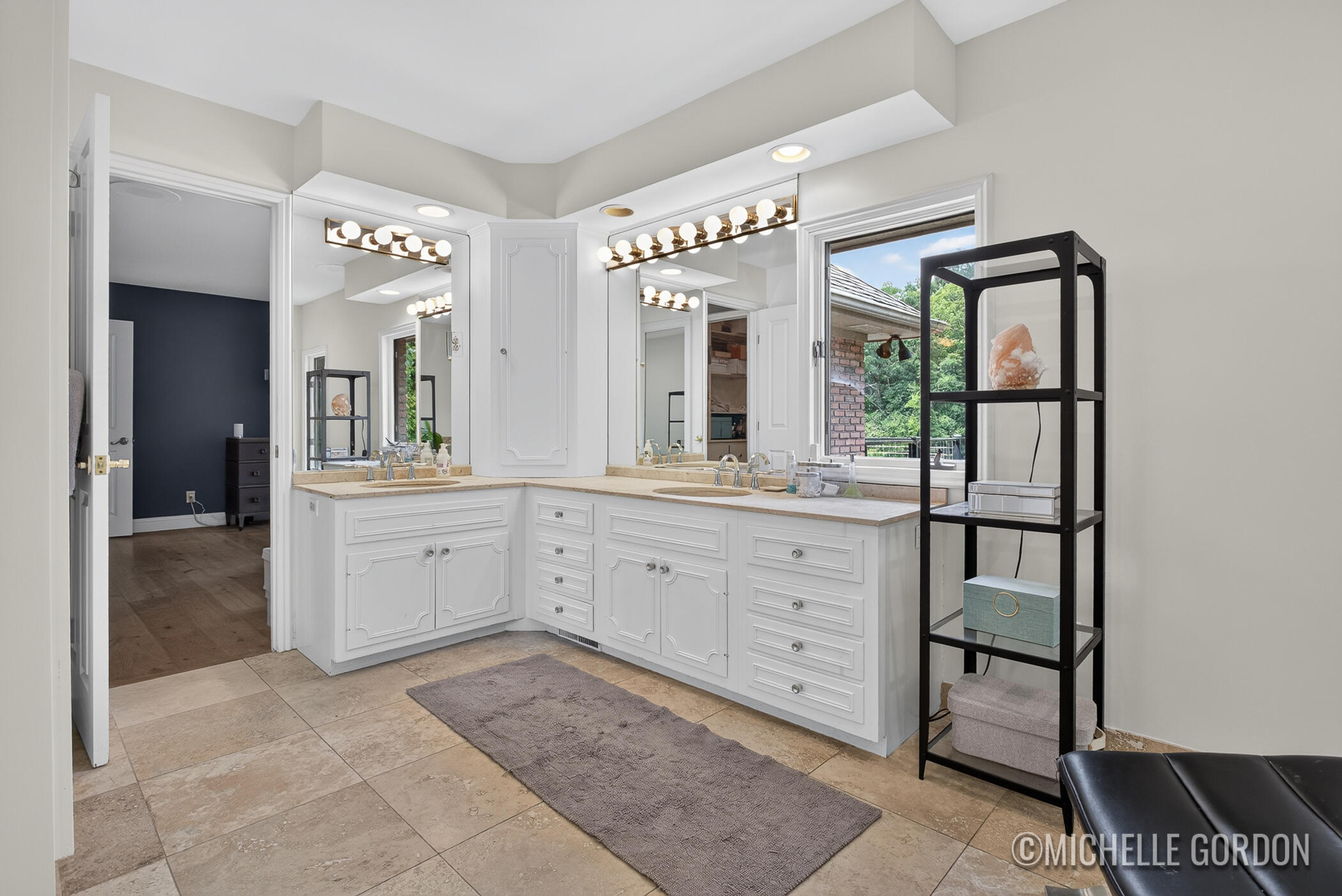 2465 Cascade Springs Drive SE Grand Rapids MI 49546