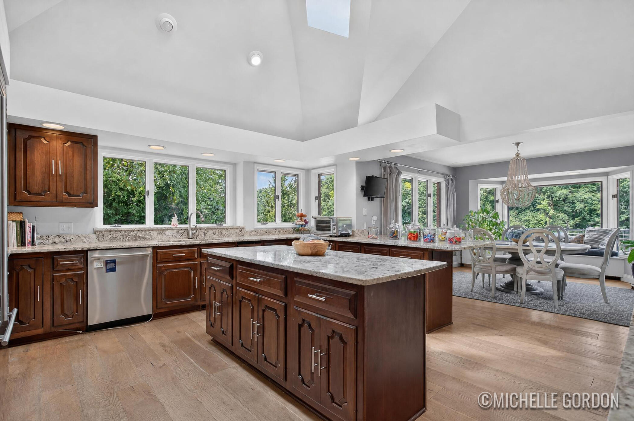 2465 Cascade Springs Drive SE Grand Rapids MI 49546