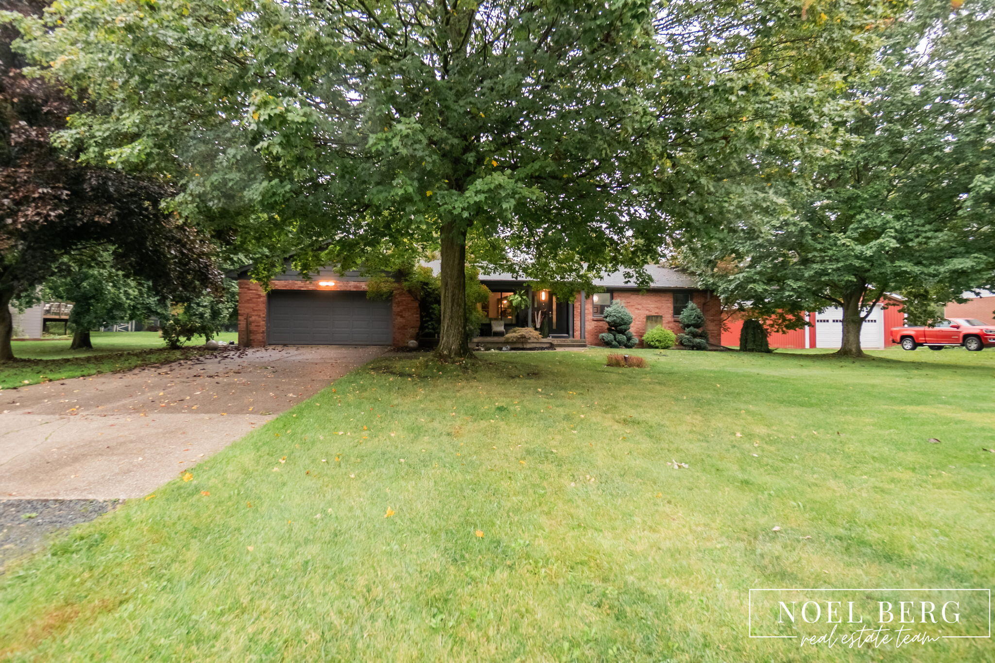 13820 Windemere Drive NW Grand Rapids MI 49534