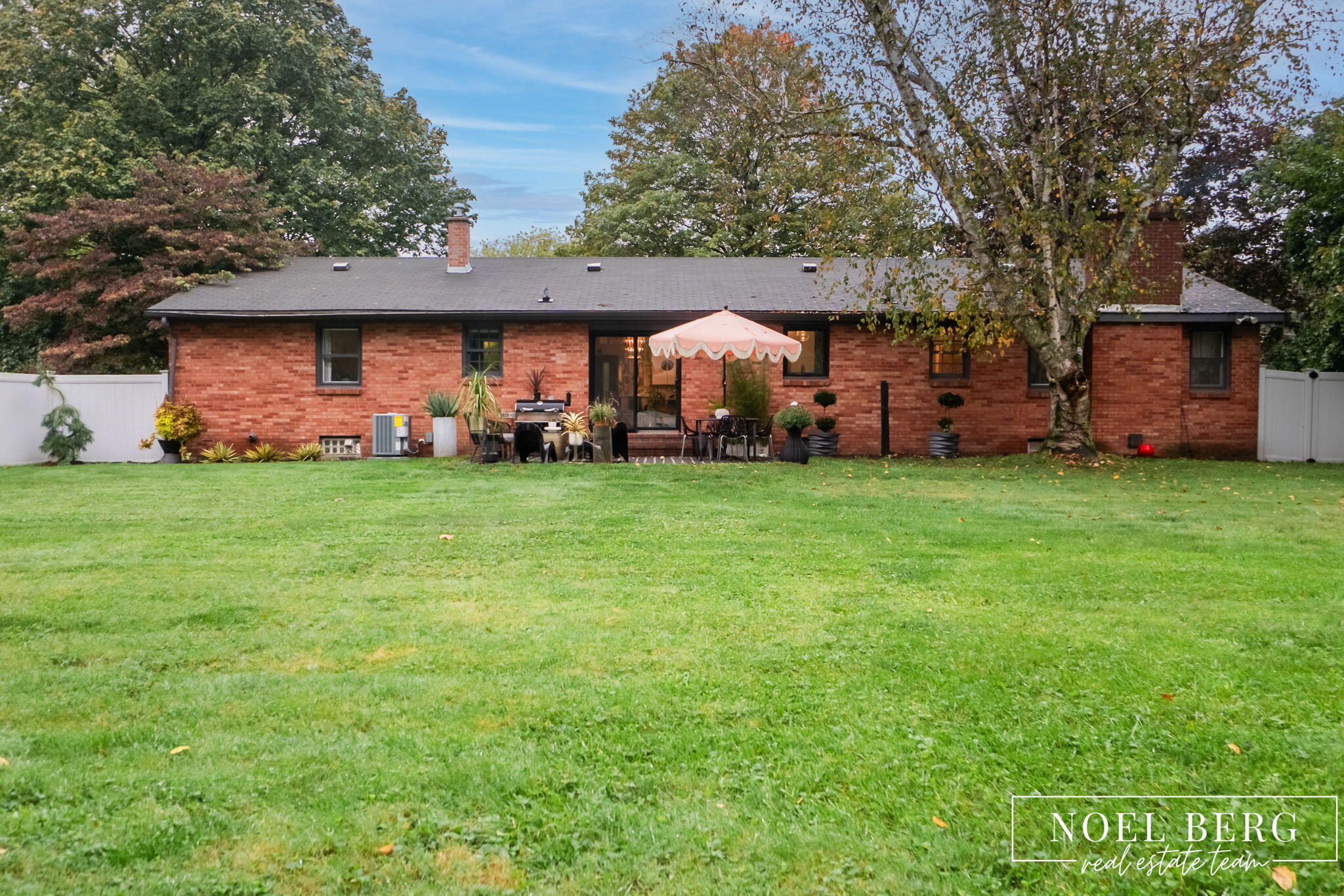 13820 Windemere Drive NW Grand Rapids MI 49534