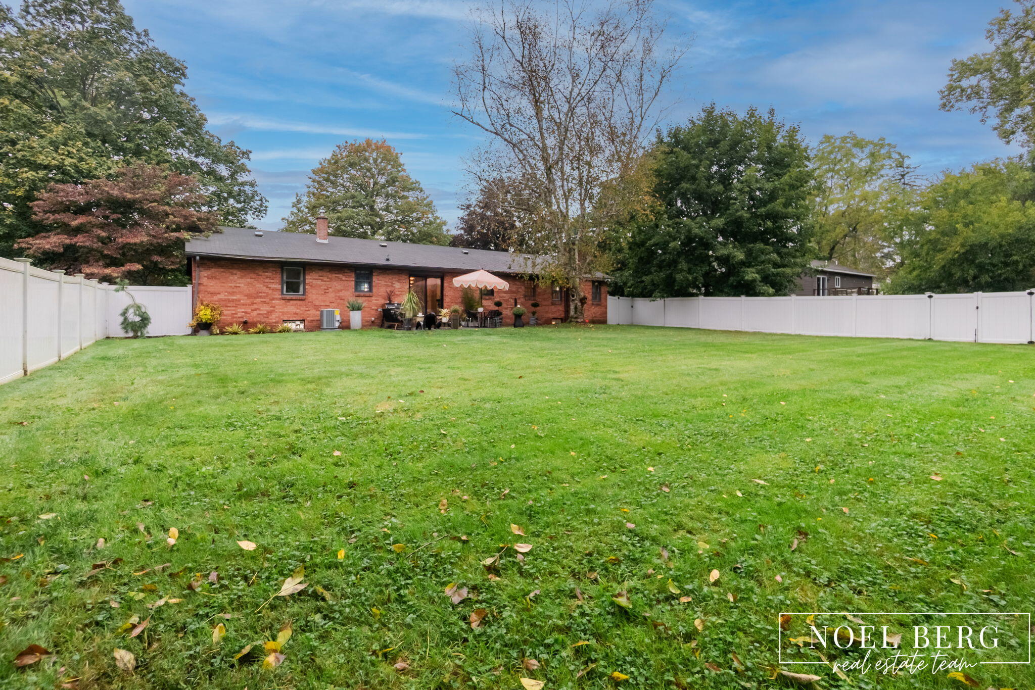 13820 Windemere Drive NW Grand Rapids MI 49534