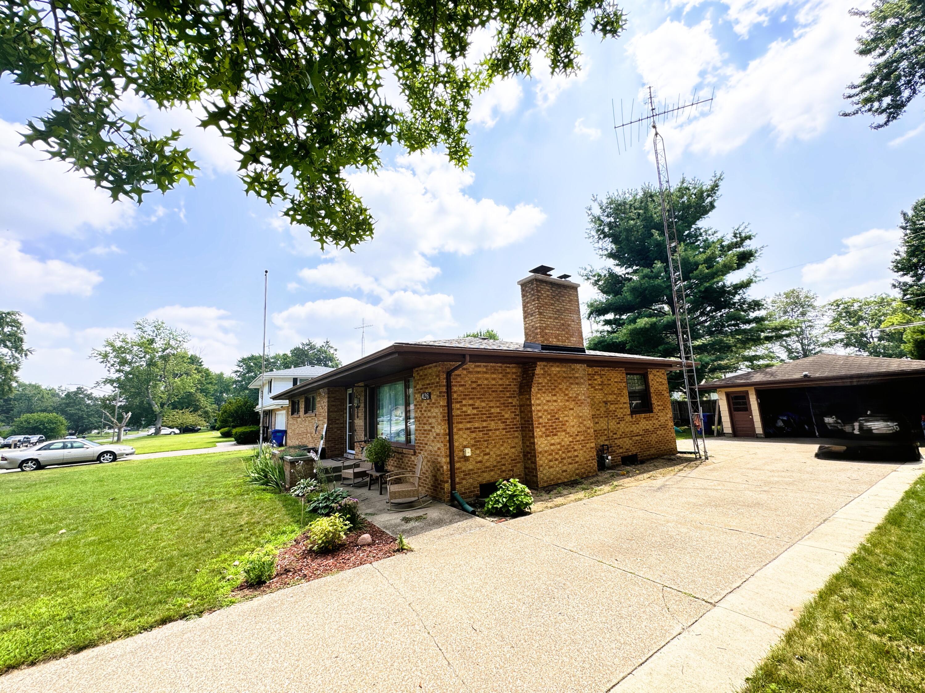 426 Eloise Drive Benton Harbor MI 49022