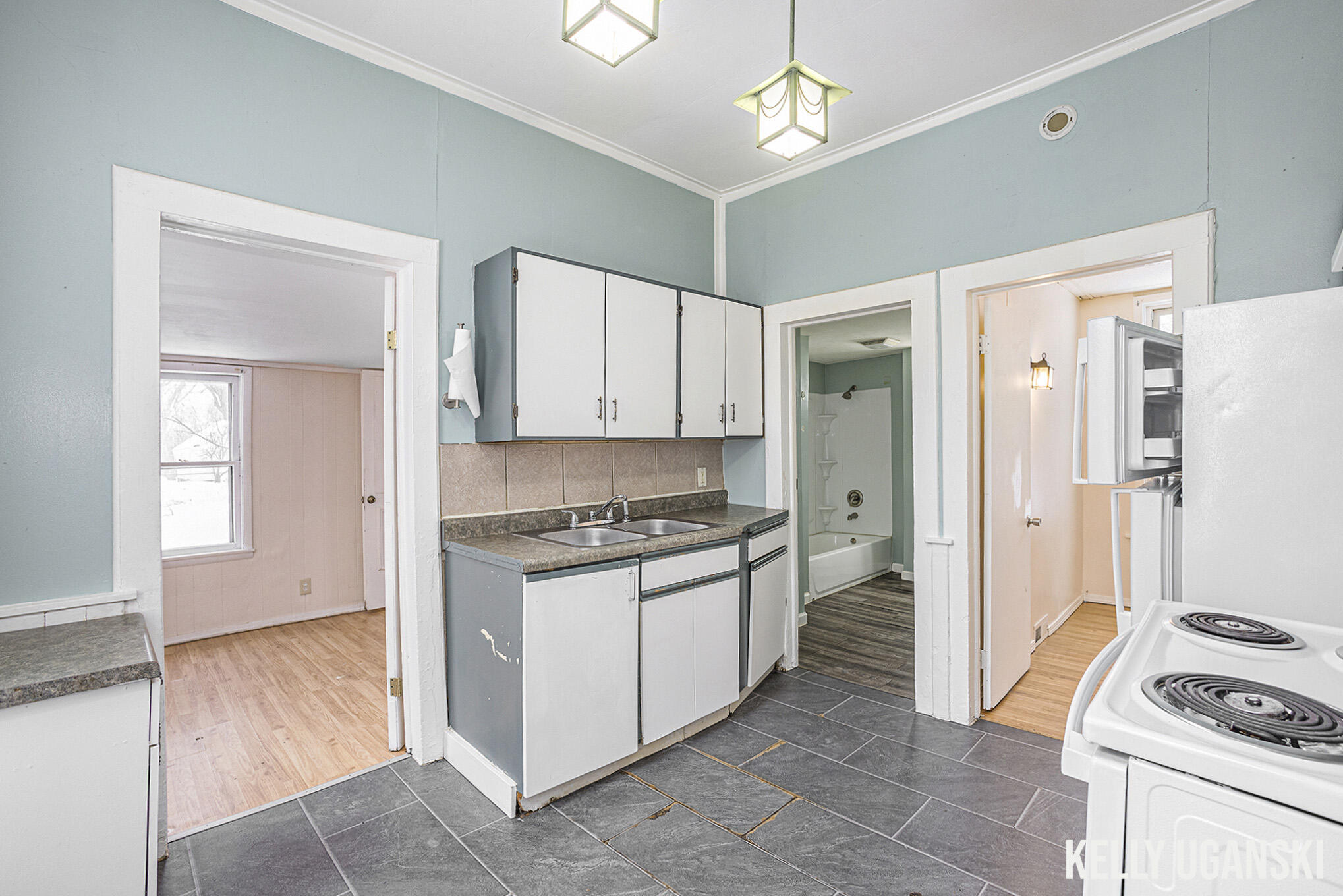 320 Myrtle Avenue Muskegon MI 49442