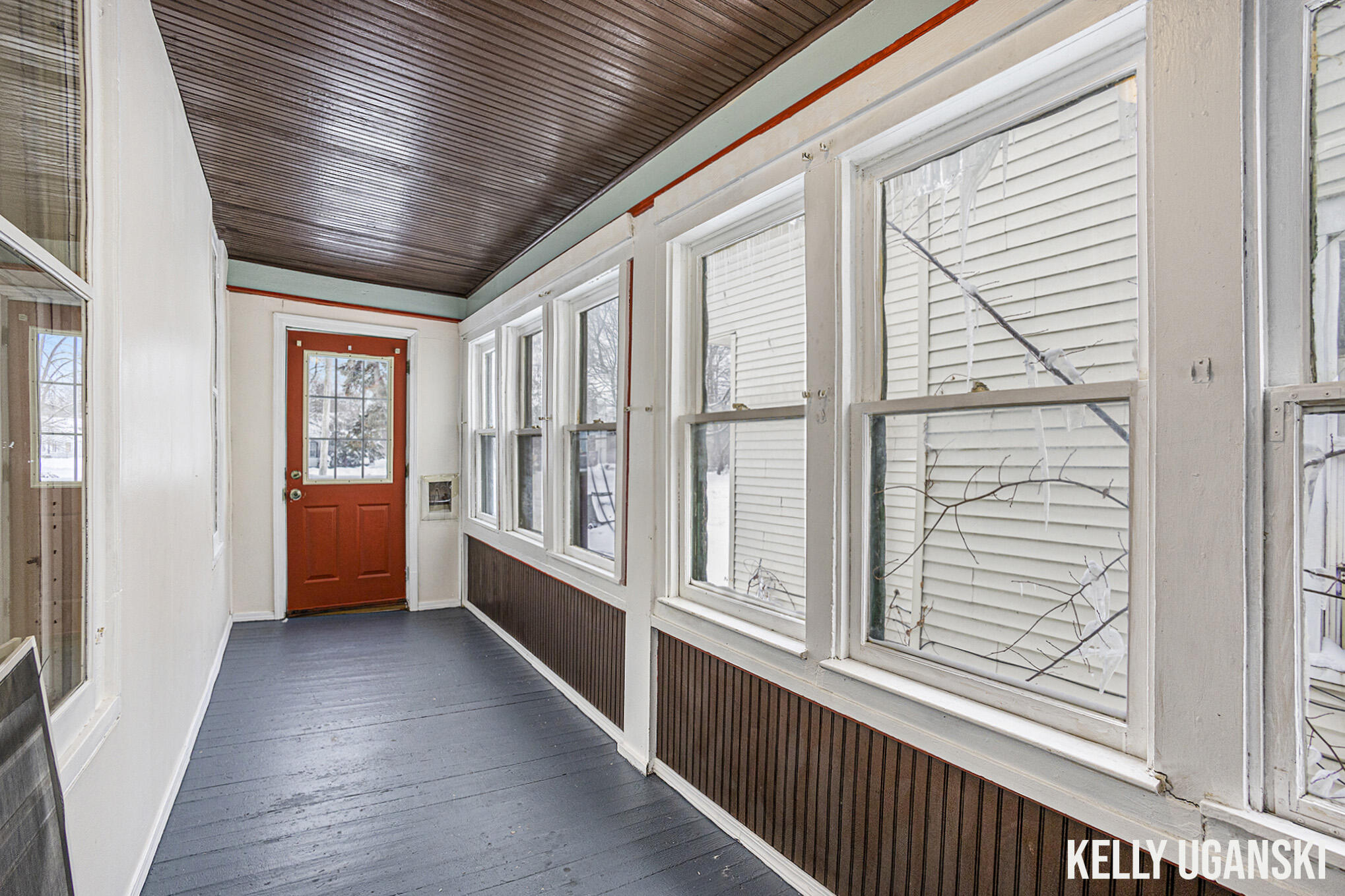 320 Myrtle Avenue Muskegon MI 49442