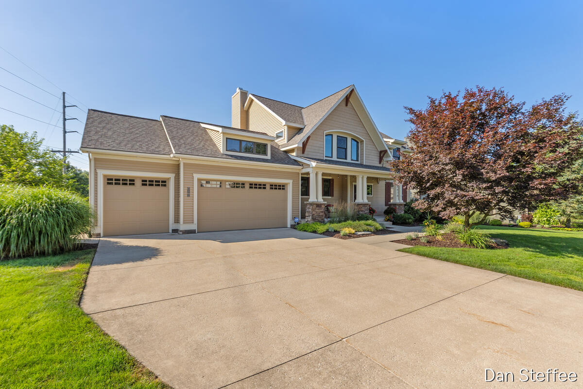 4878 W Village Trail SE Ada MI 49301