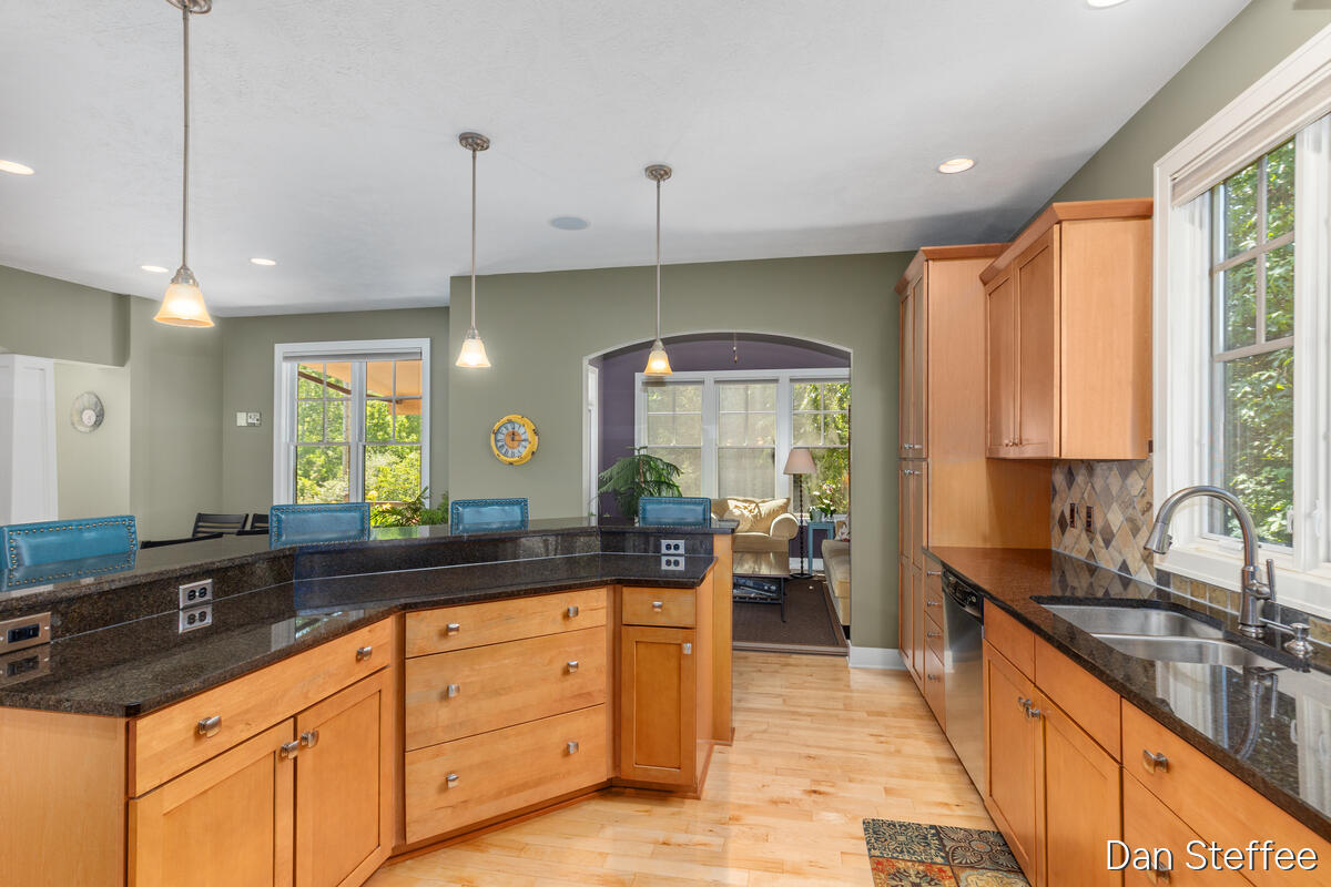 4878 W Village Trail SE Ada MI 49301