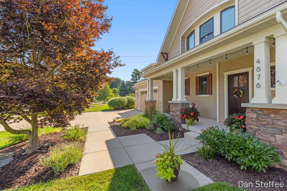 4878 W Village Trail SE Ada MI 49301