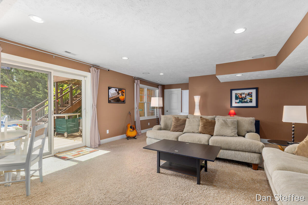 4878 W Village Trail SE Ada MI 49301