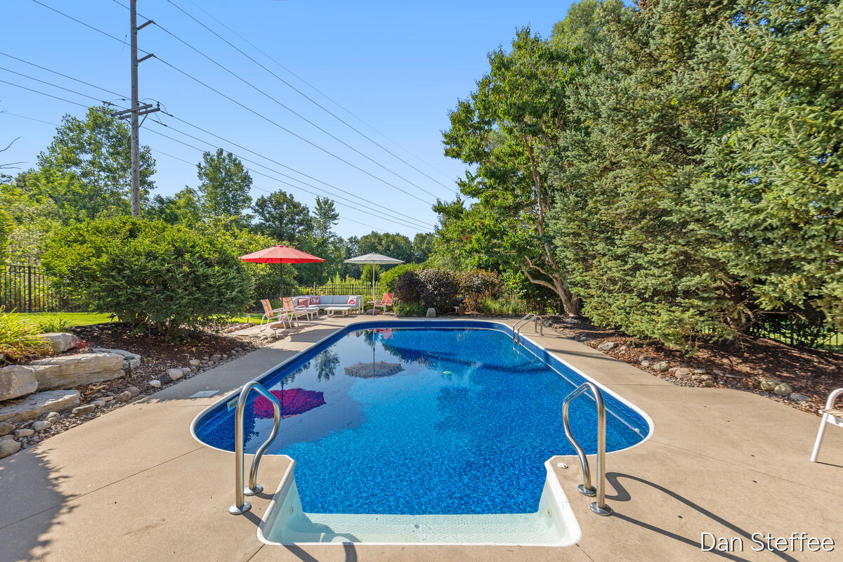 4878 W Village Trail SE Ada MI 49301