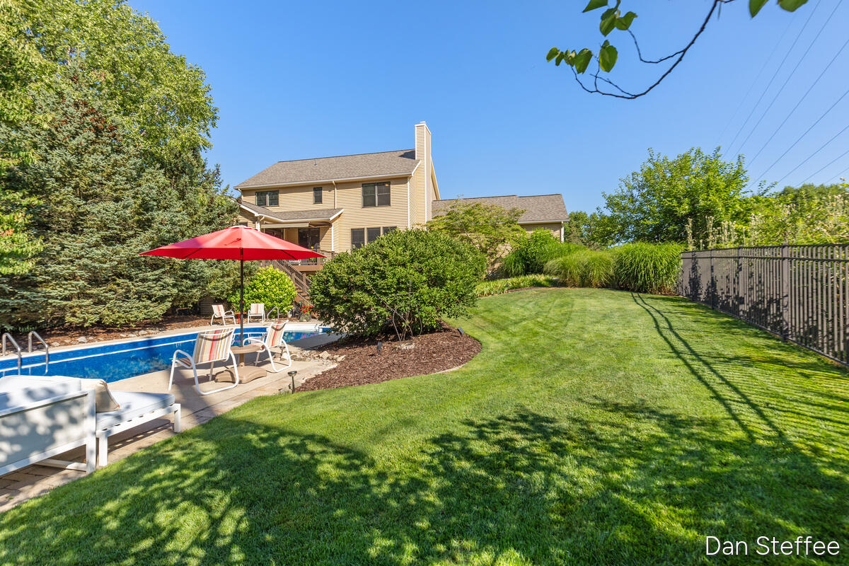 4878 W Village Trail SE Ada MI 49301