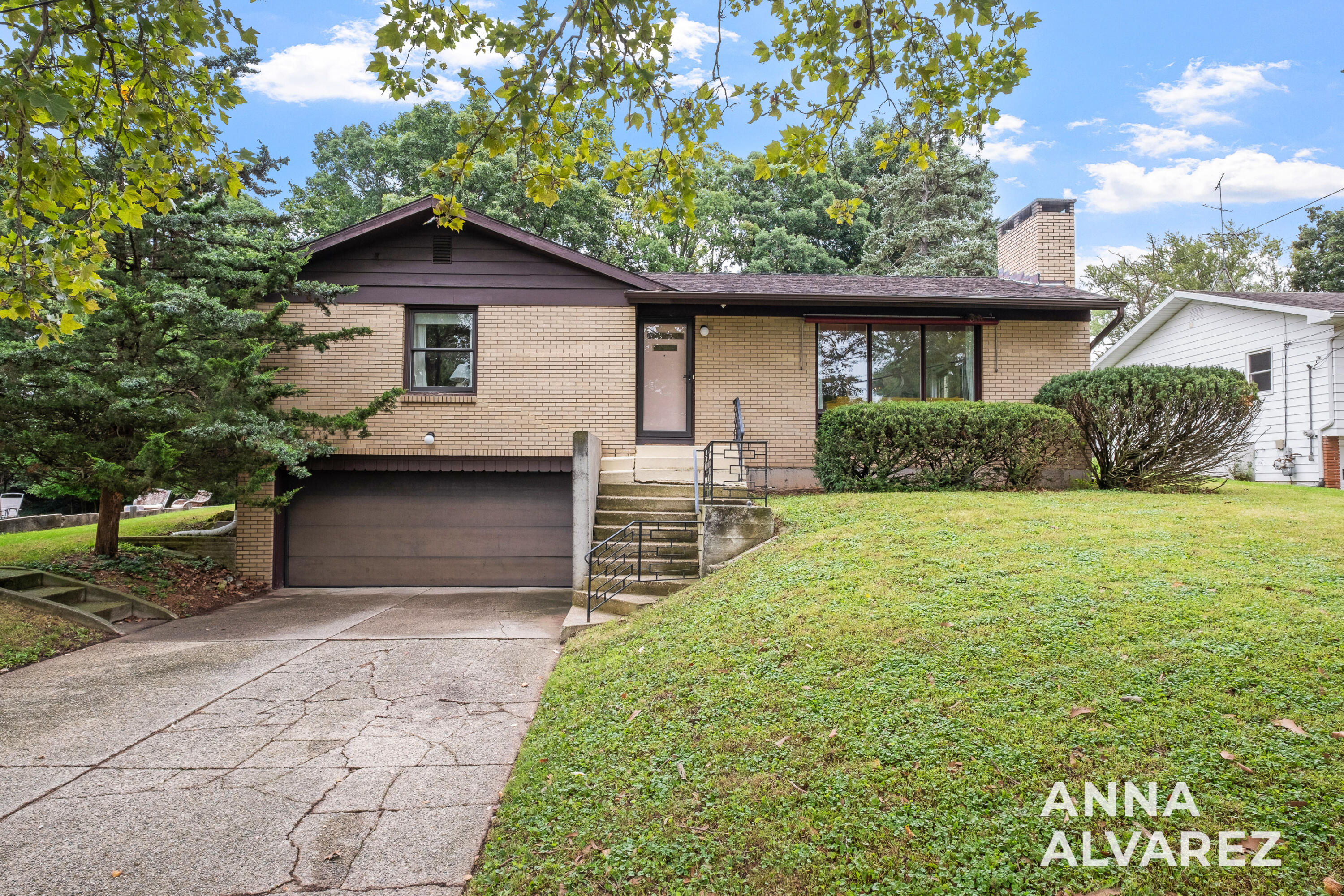 3404 Senora Avenue SE Grand Rapids MI 49508