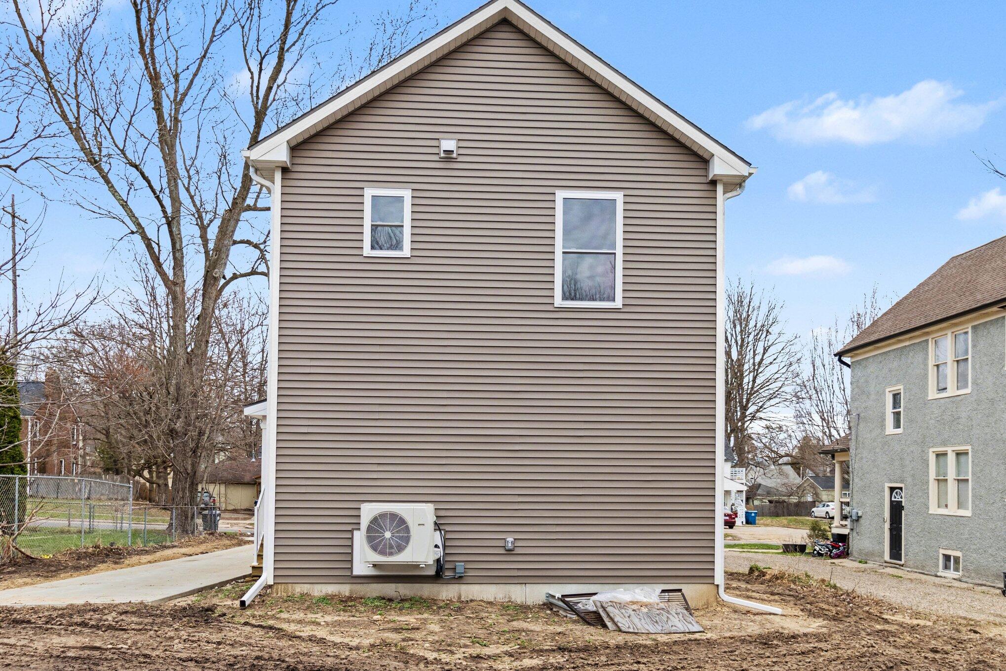1205 Summit Avenue Kalamazoo MI 49006