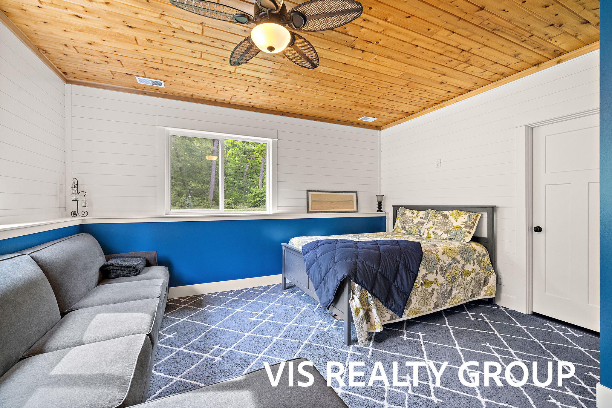 14171 Johnson Street Grand Haven MI 49417