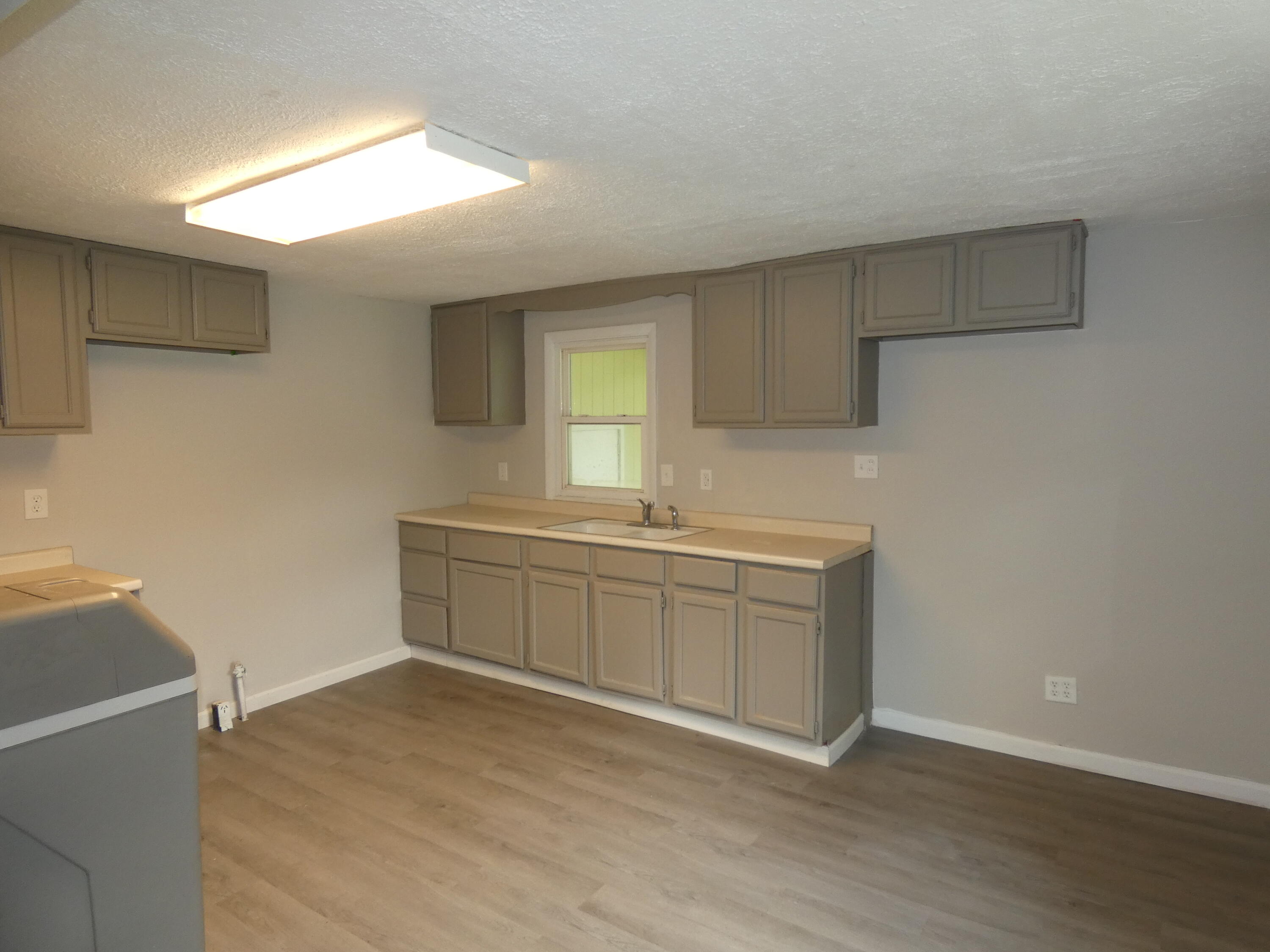 1608 Reeder Avenue Benton Harbor MI 49022