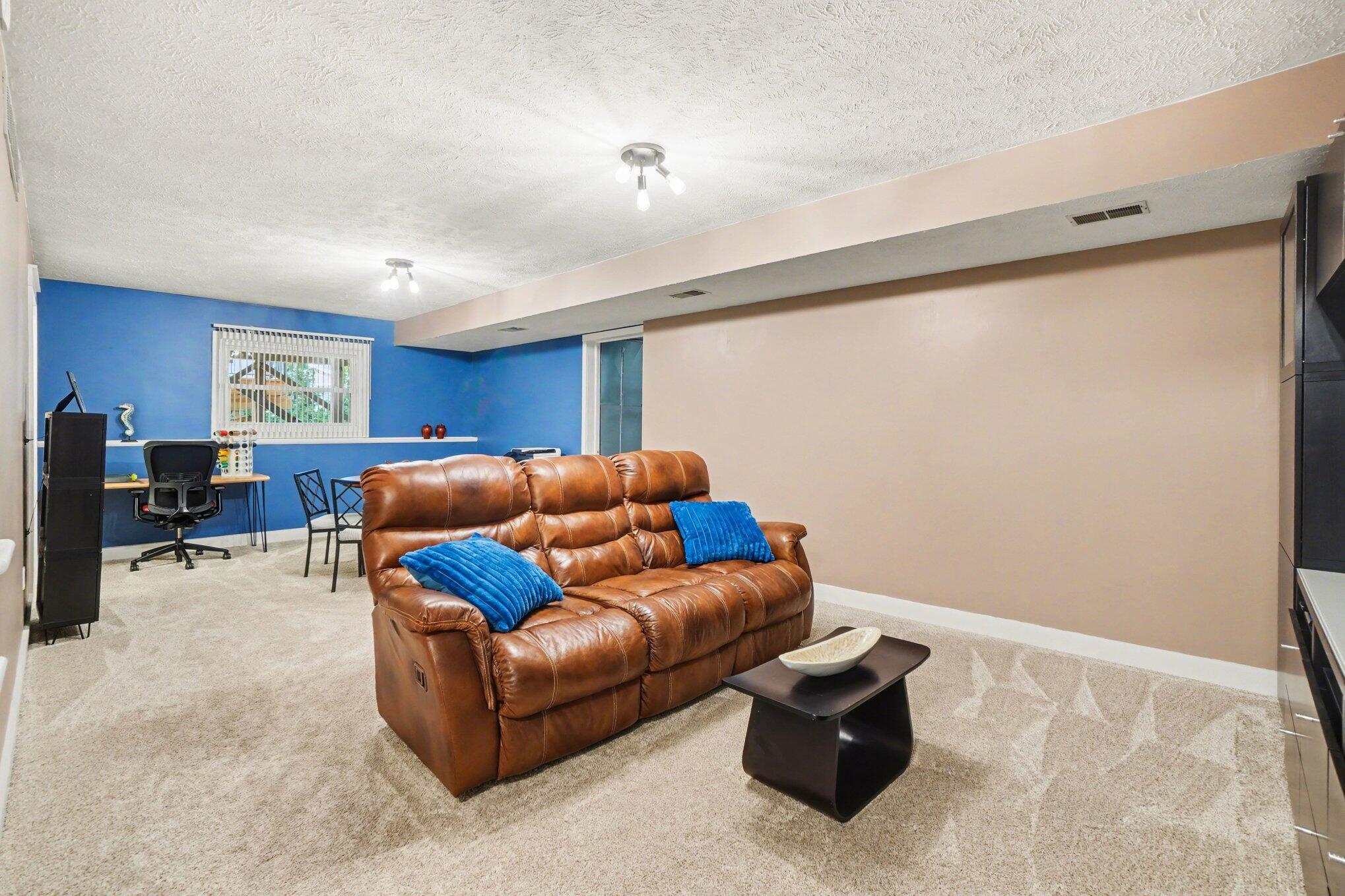 8500 S Maple Court Zeeland MI 49464