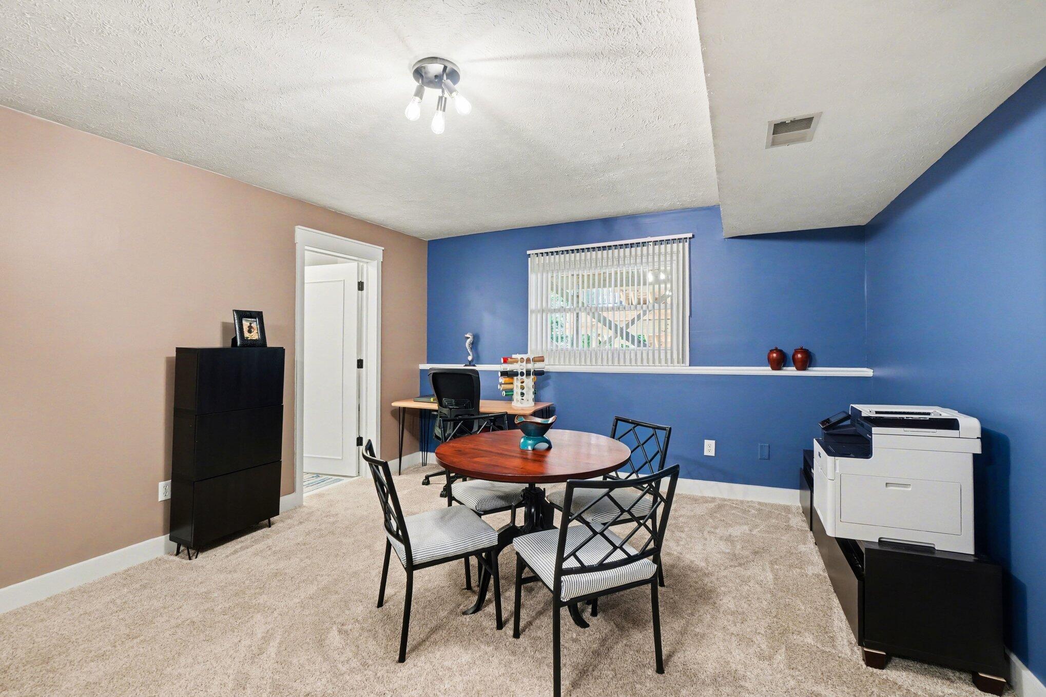 8500 S Maple Court Zeeland MI 49464
