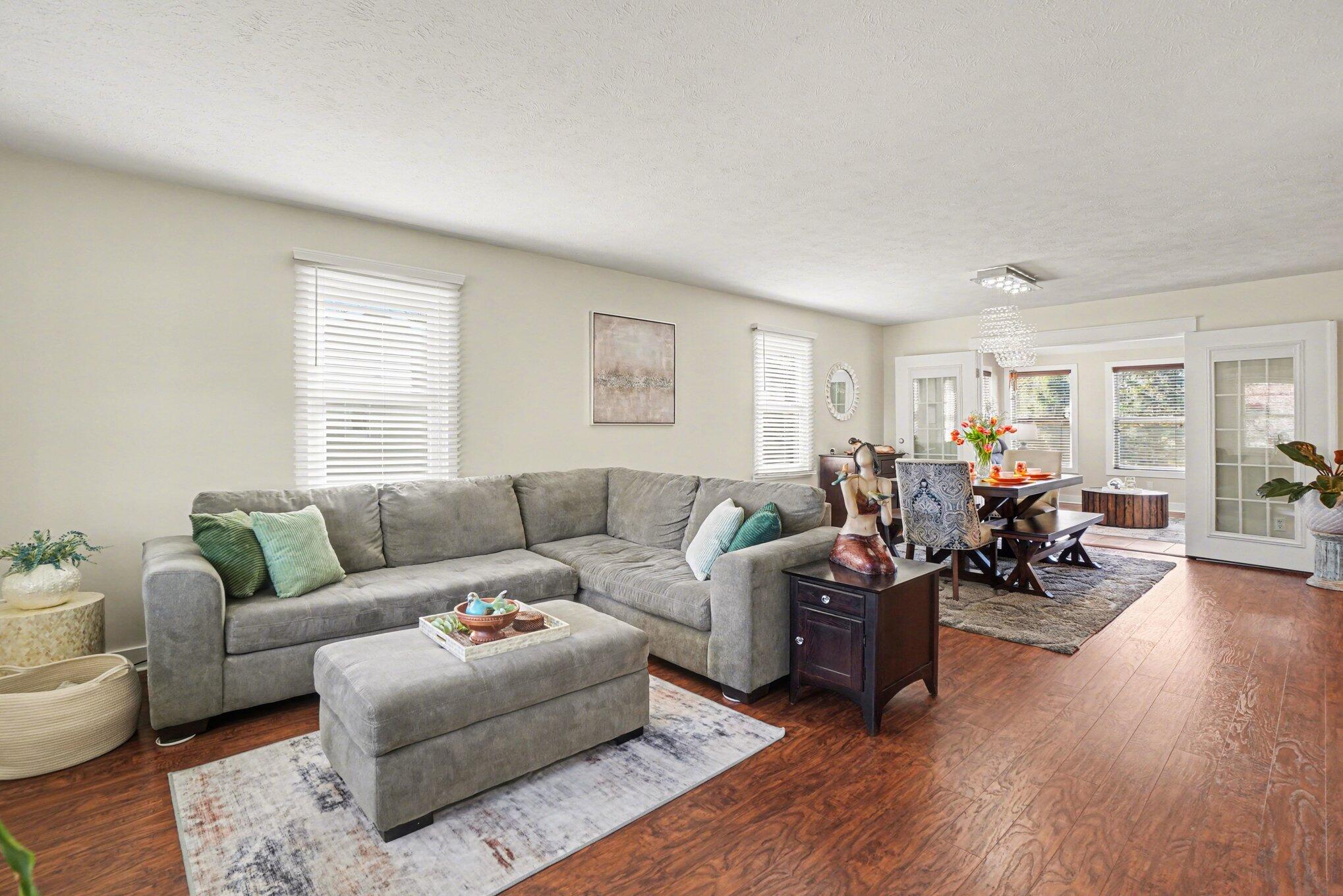 8500 S Maple Court Zeeland MI 49464